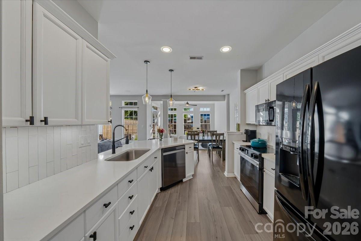 2120 Mondo Lane Property Photo 6