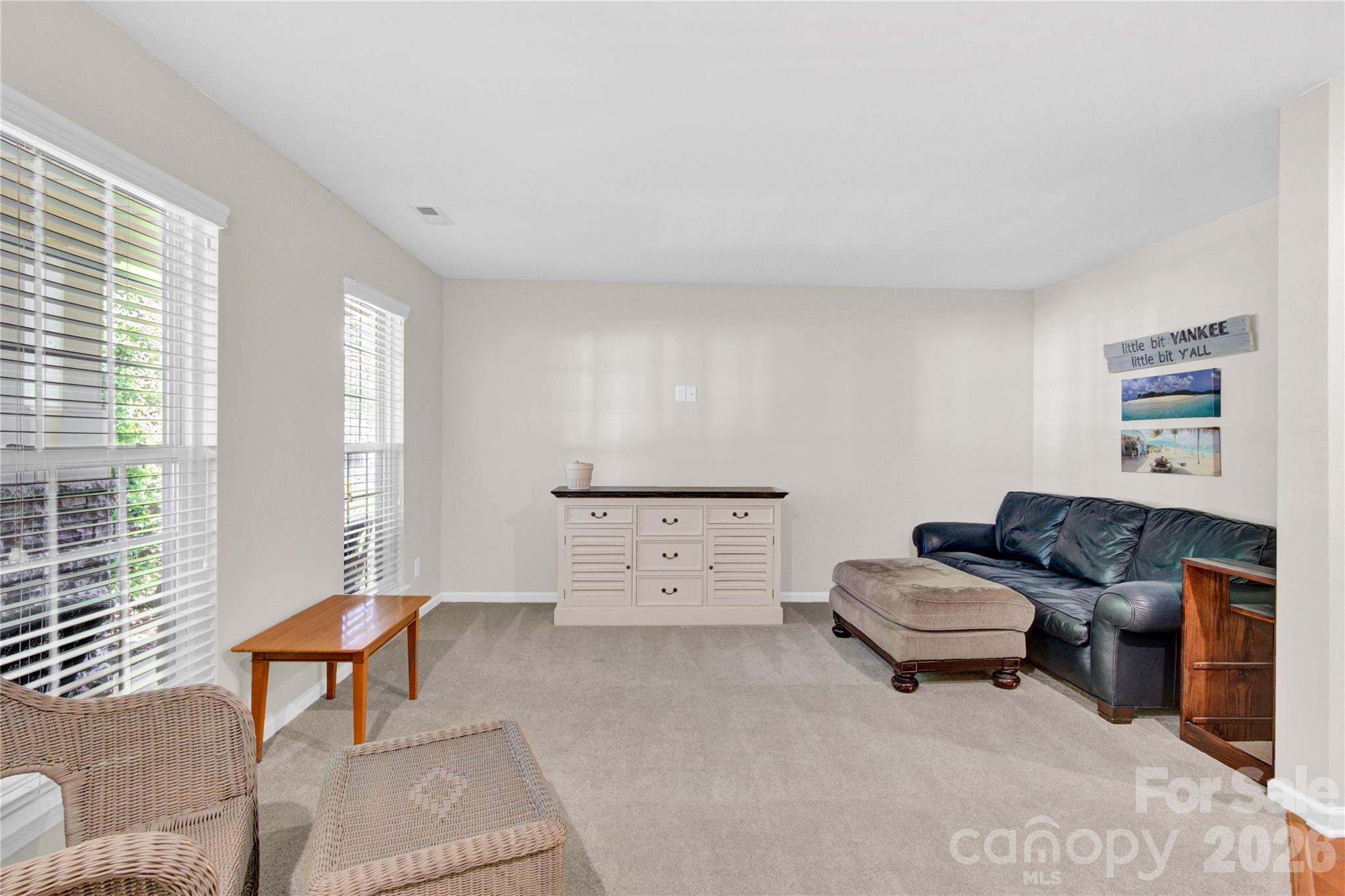 18503 The Commons Boulevard Property Photo 10
