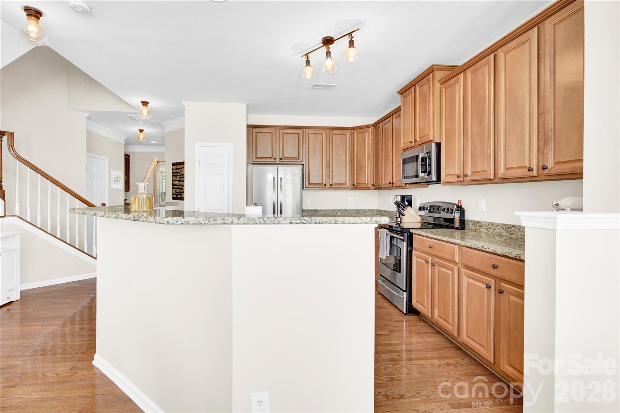 18503 The Commons Boulevard Property Photo 14