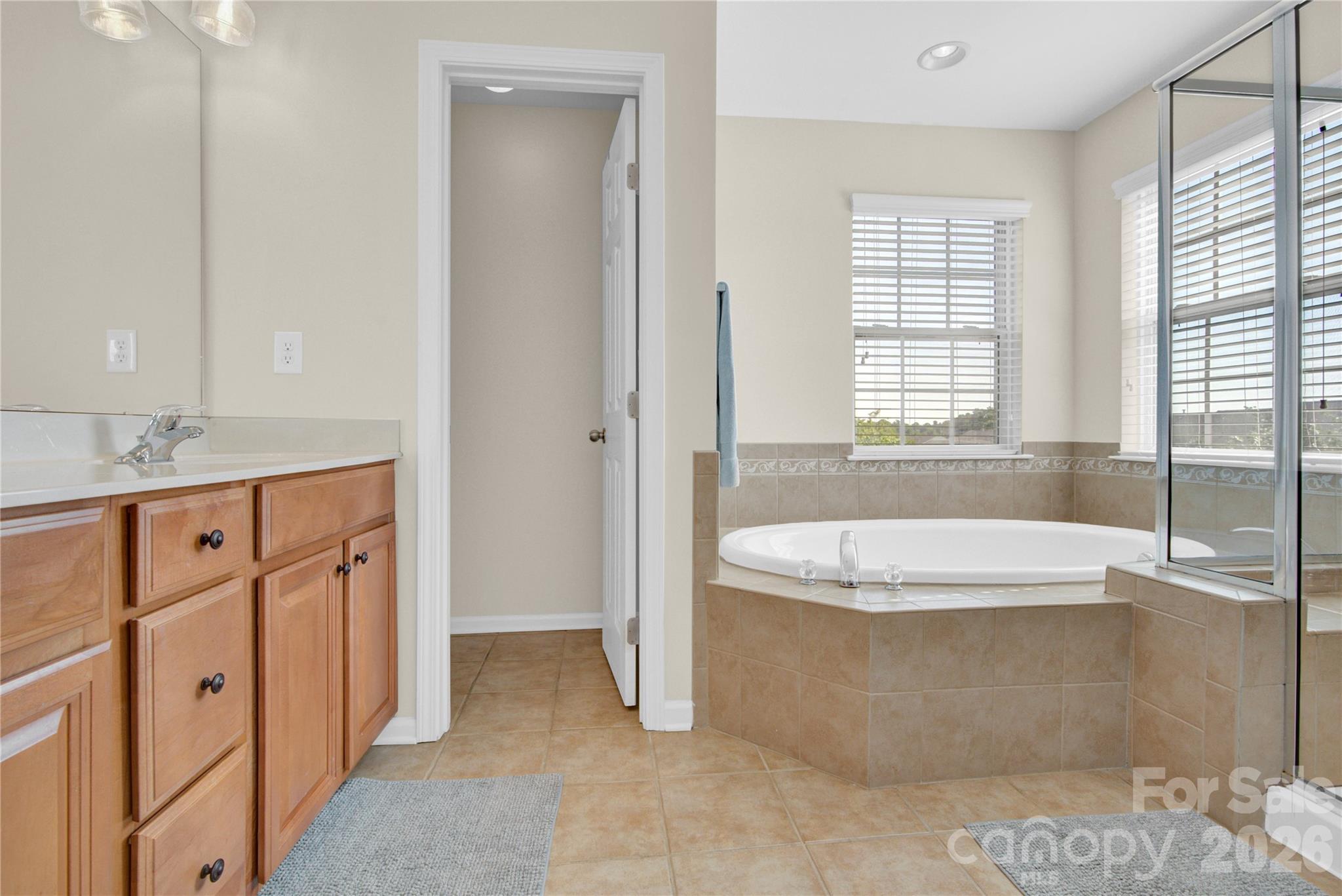 18503 The Commons Boulevard Property Photo 34