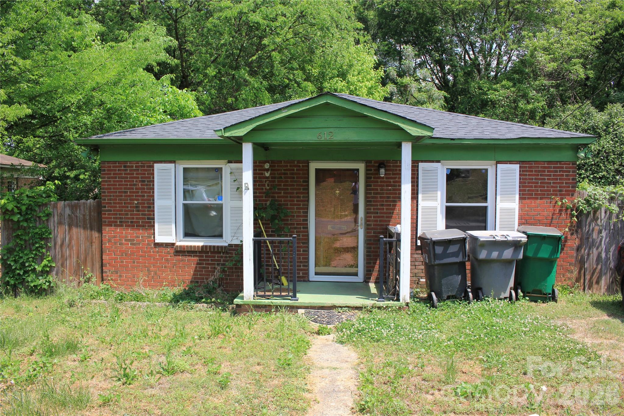 612 Miller Street Property Photo 1