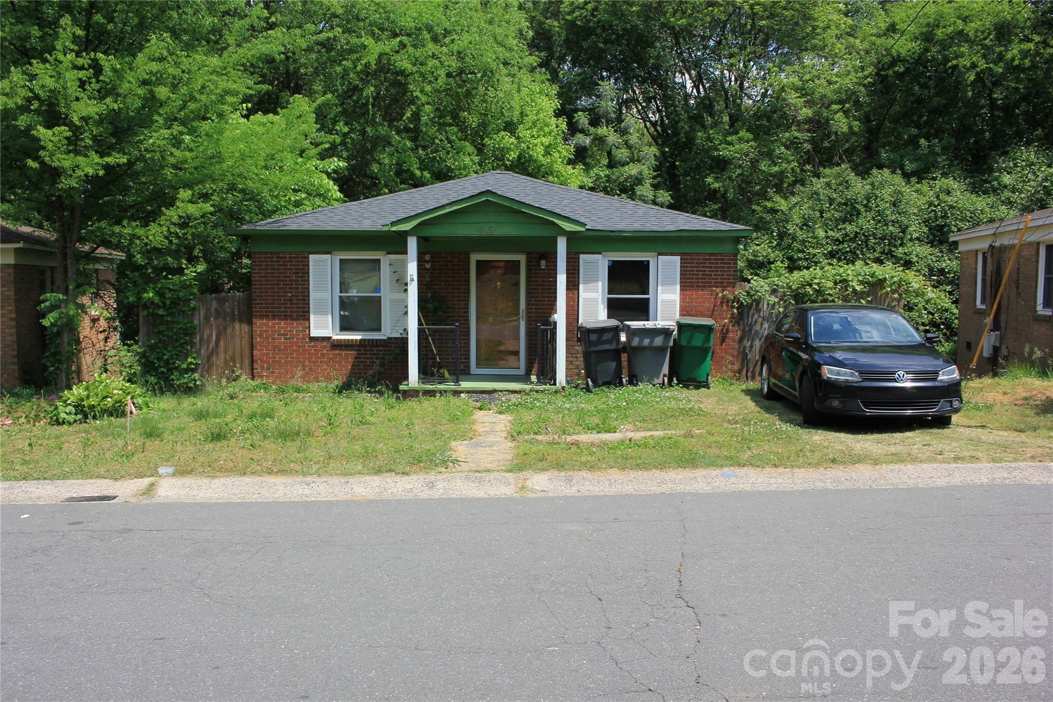 612 Miller Street Property Photo 5