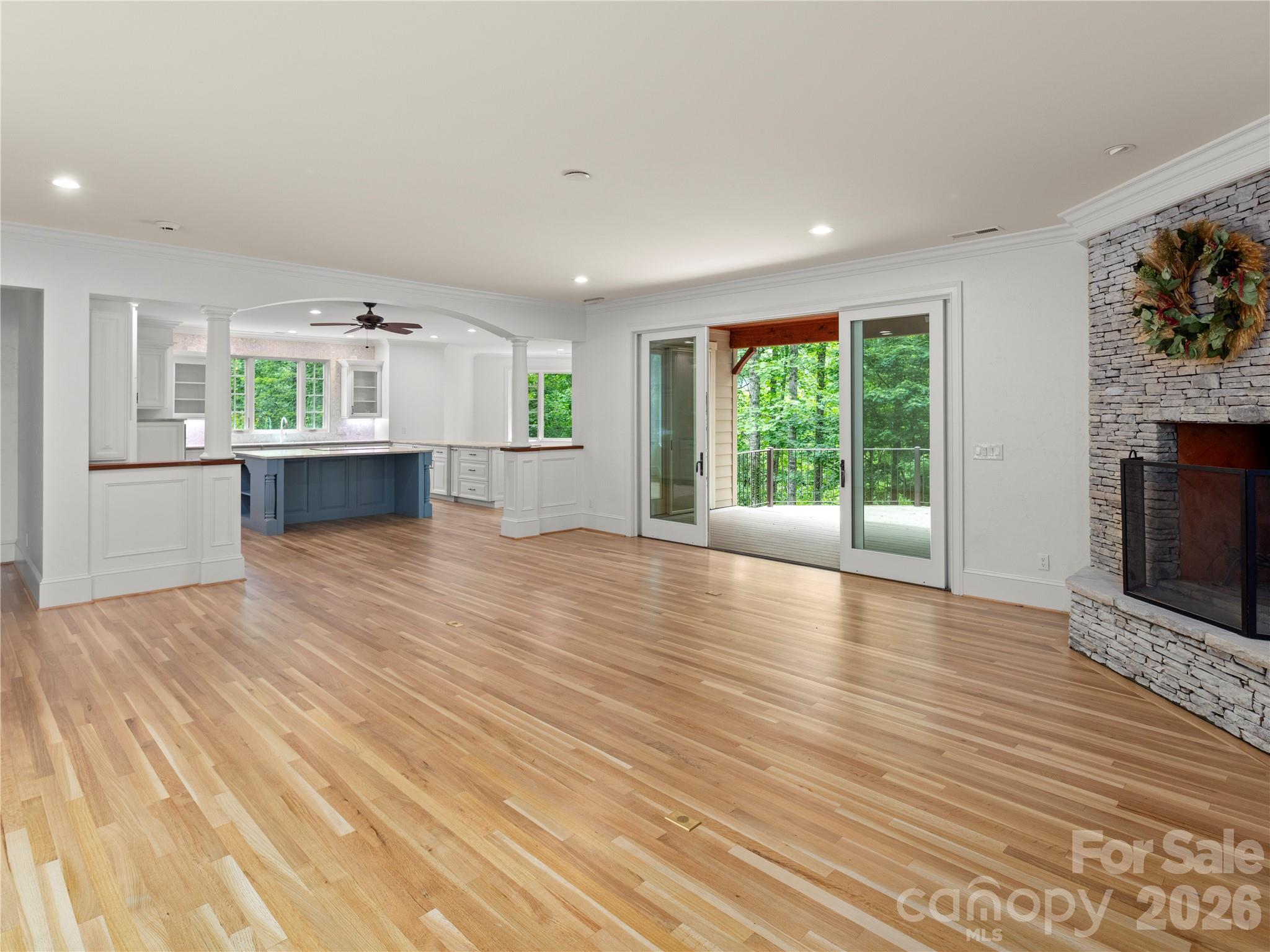 672 Walnut Valley Parkway Property Photo 5