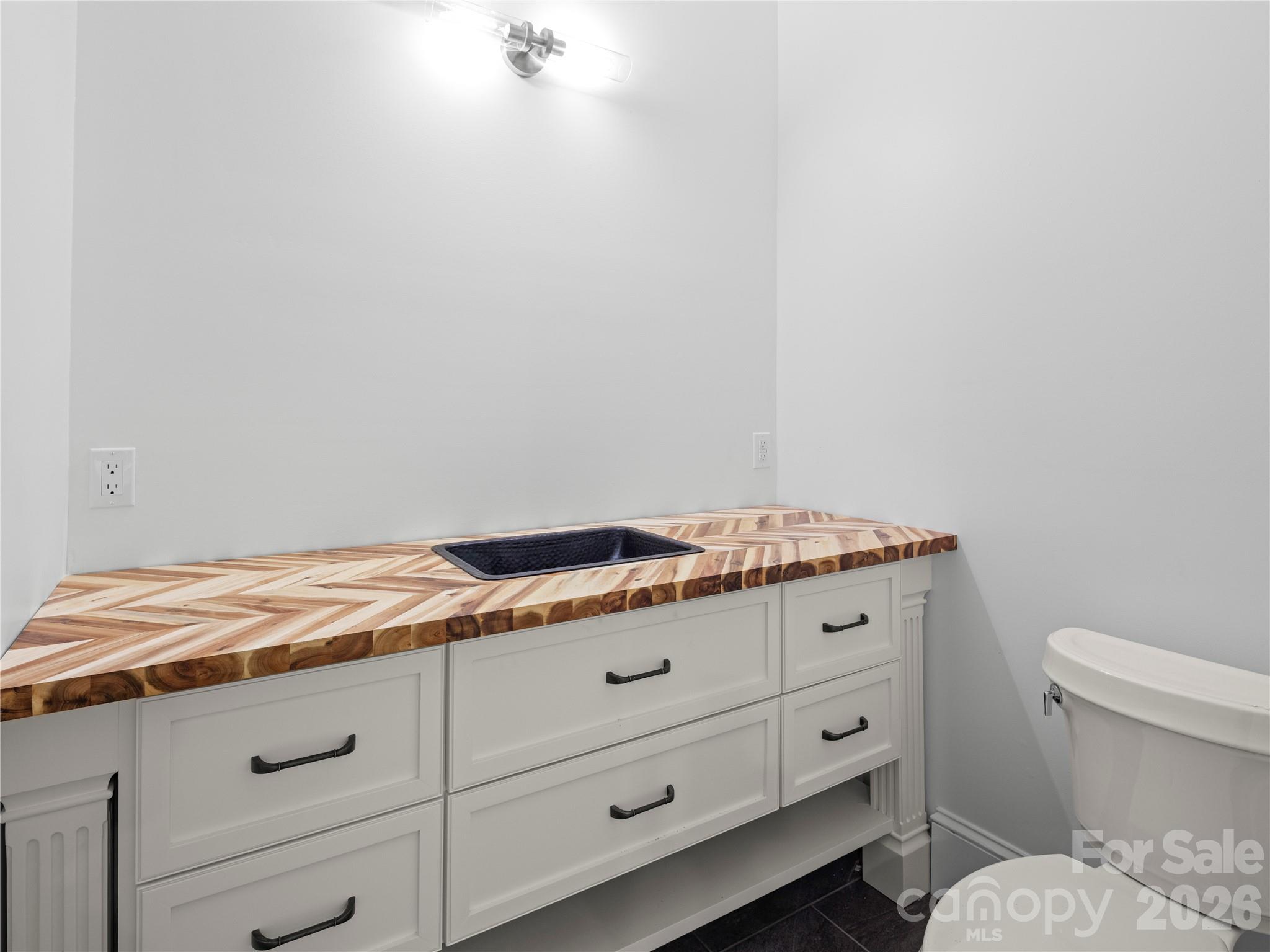 672 Walnut Valley Parkway Property Photo 25