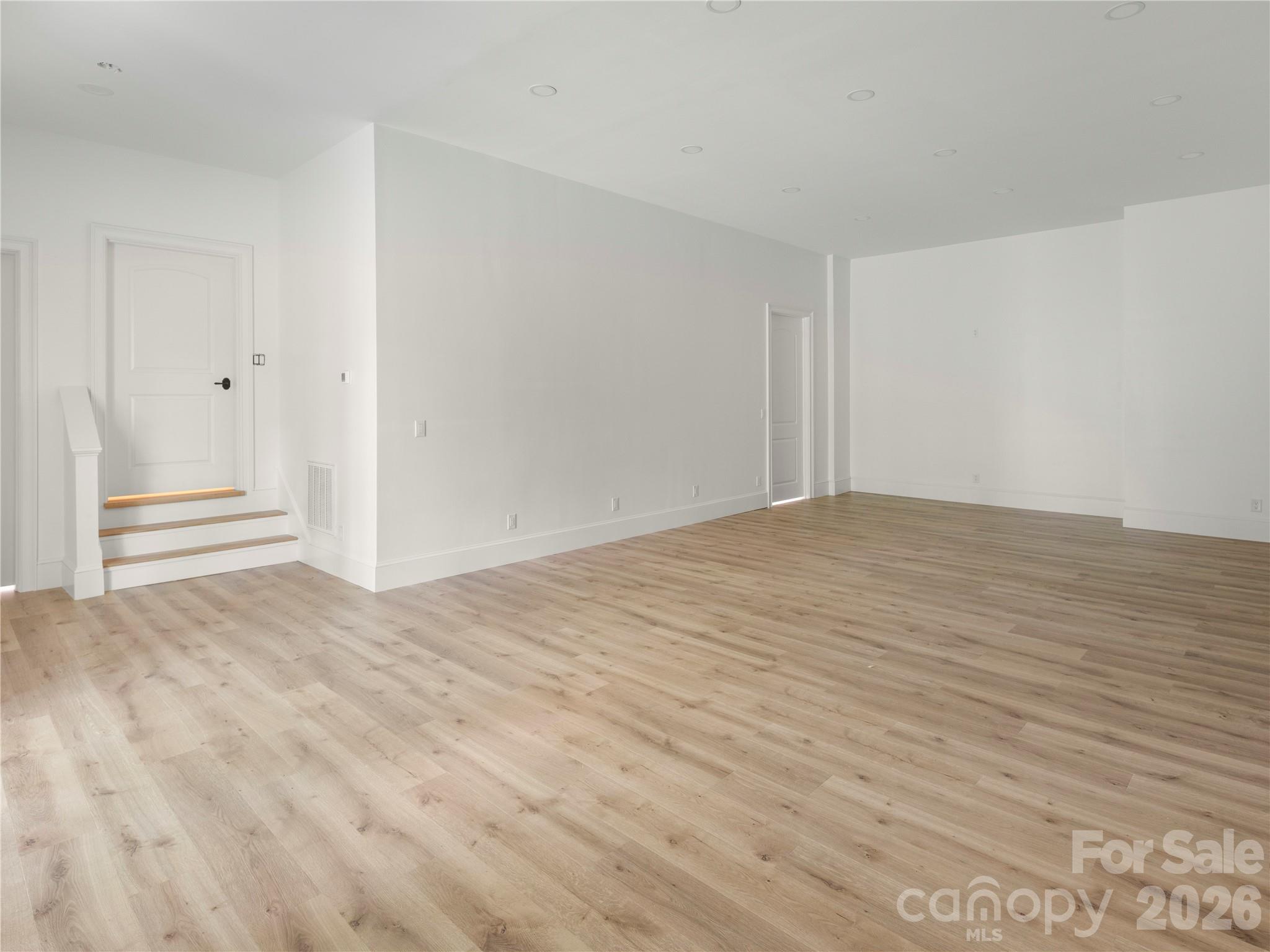 672 Walnut Valley Parkway Property Photo 27