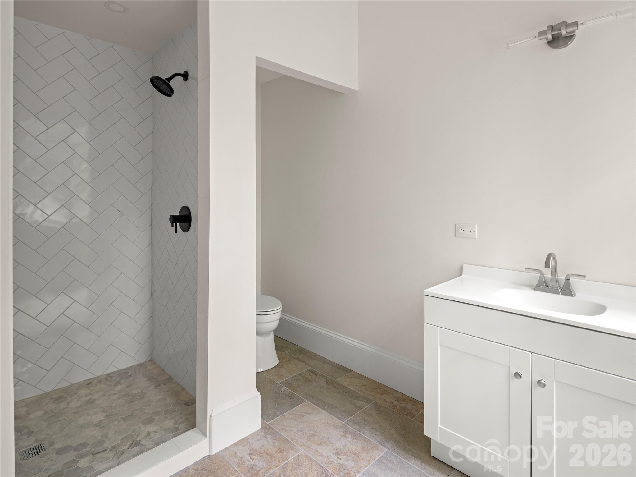 672 Walnut Valley Parkway Property Photo 31