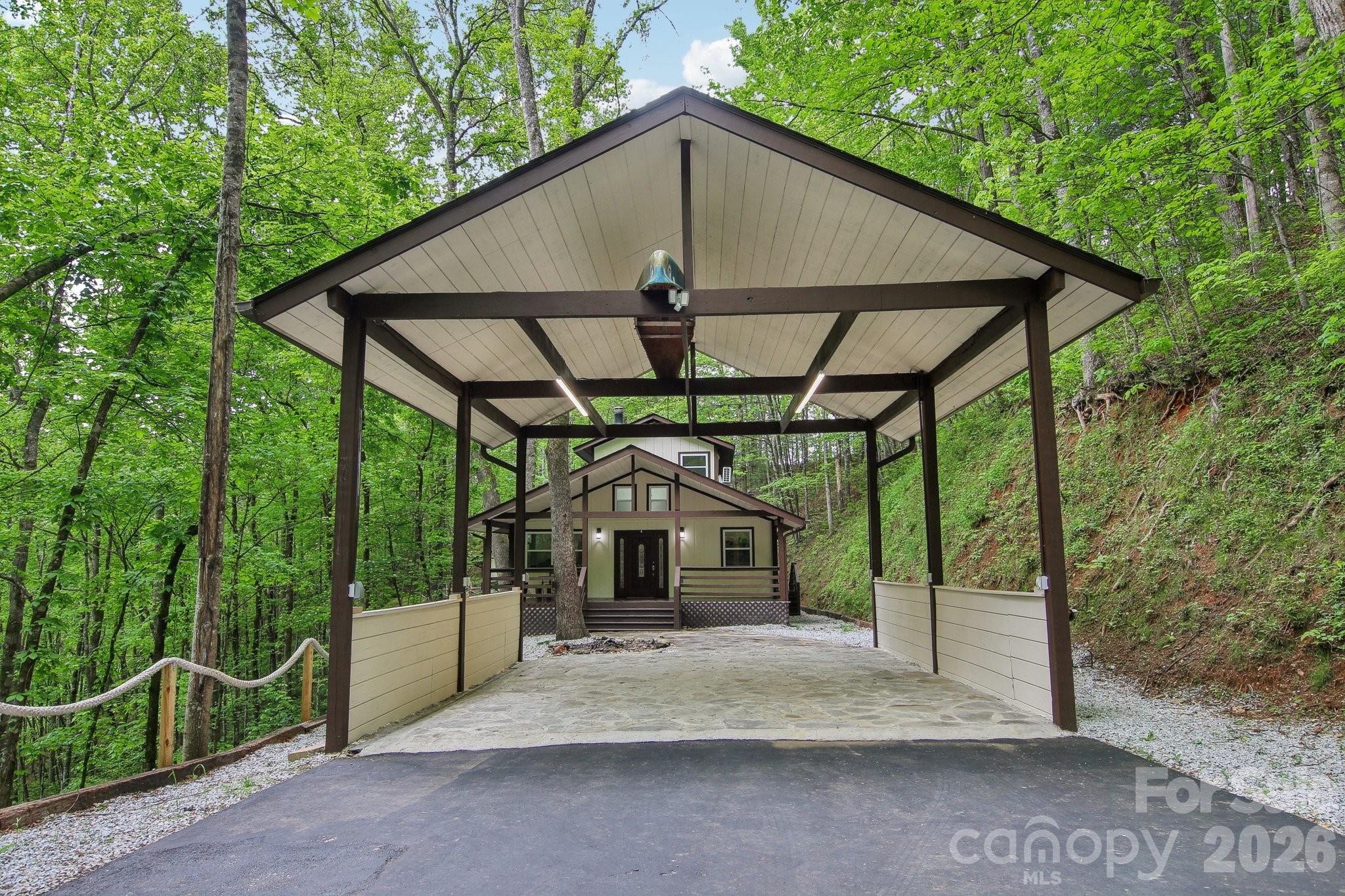 291 Dills Road Property Photo 5
