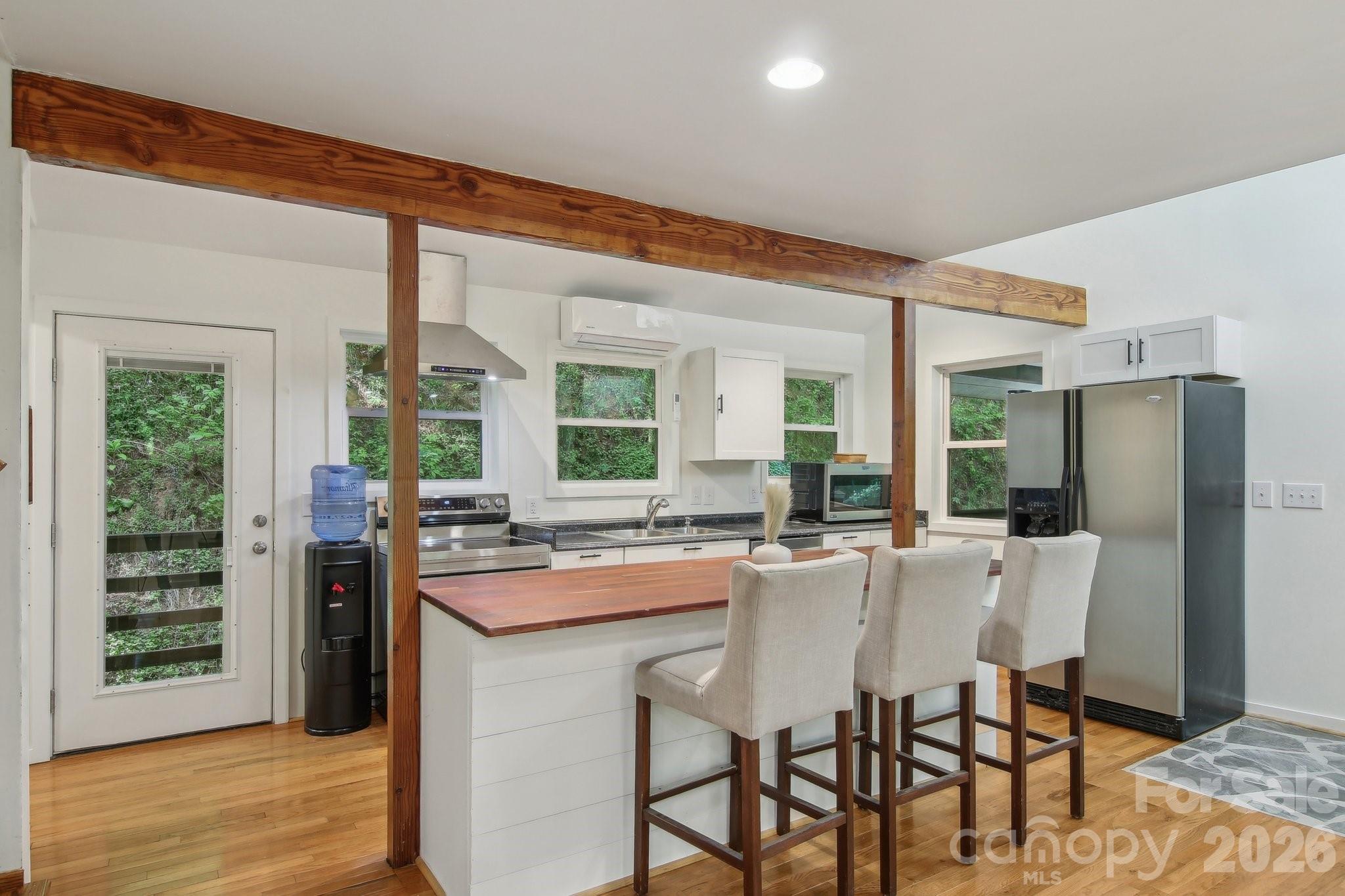291 Dills Road Property Photo 8