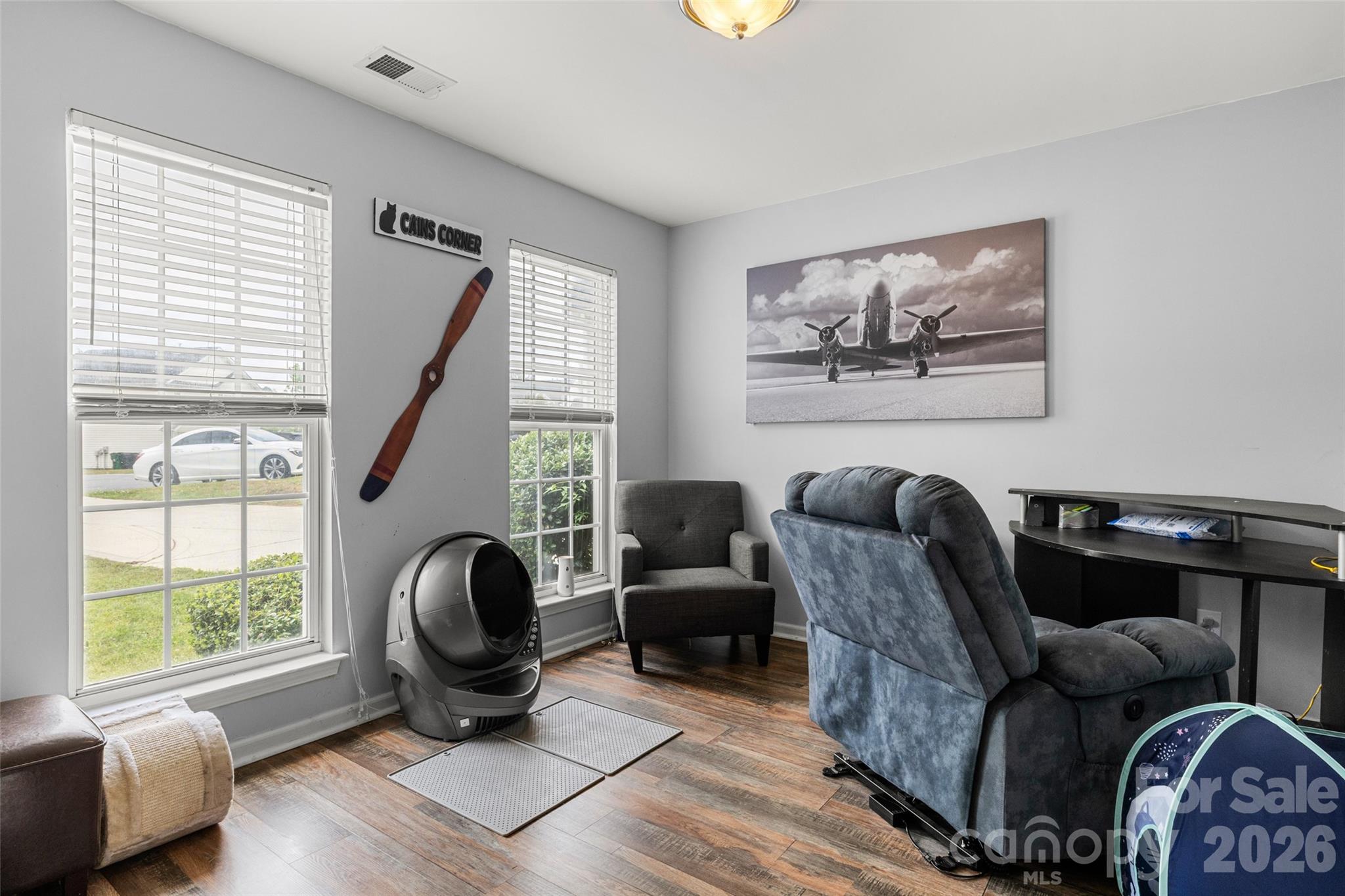 1315 Red Tallen Court Property Photo 6