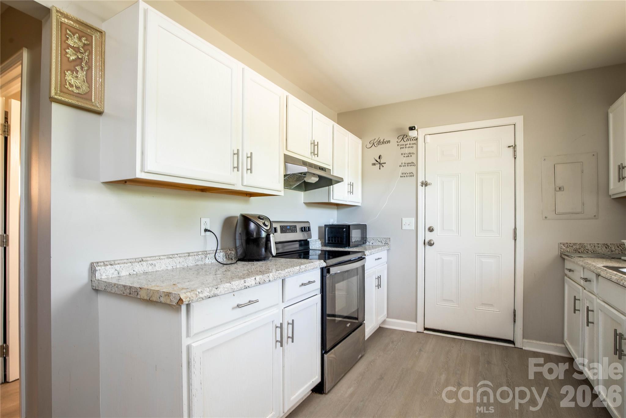 1913 Freeman Mill Road Property Photo 6