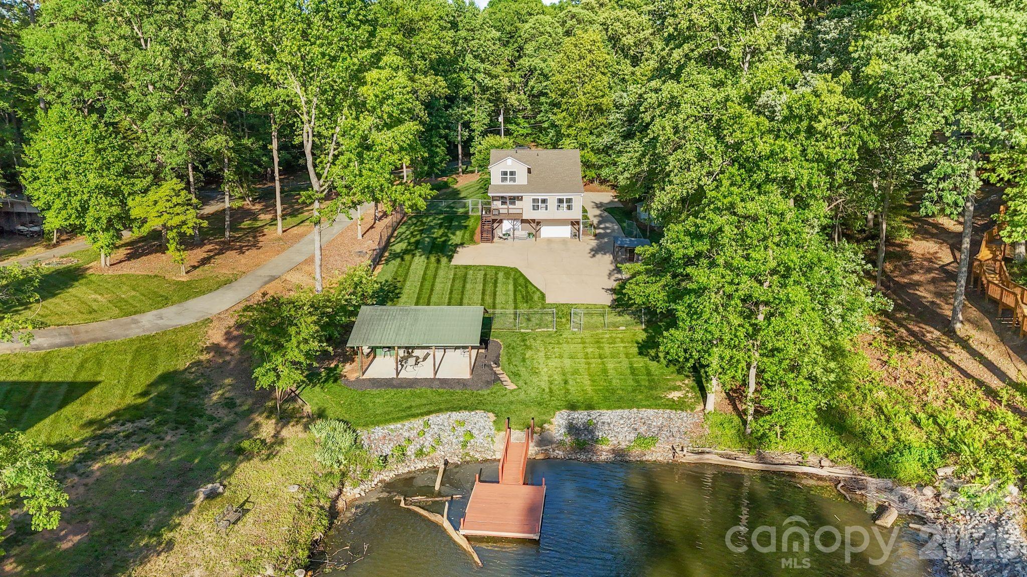 710 Riverwood Drive Property Photo 2