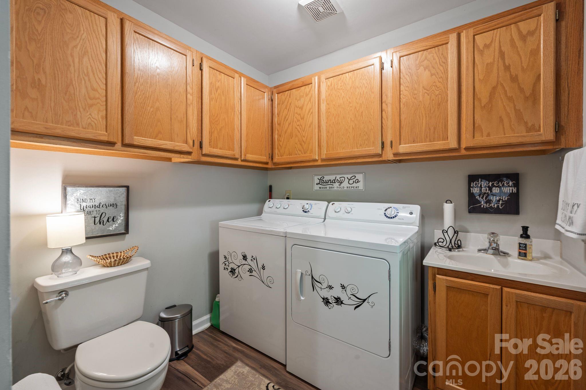 710 Riverwood Drive Property Photo 6