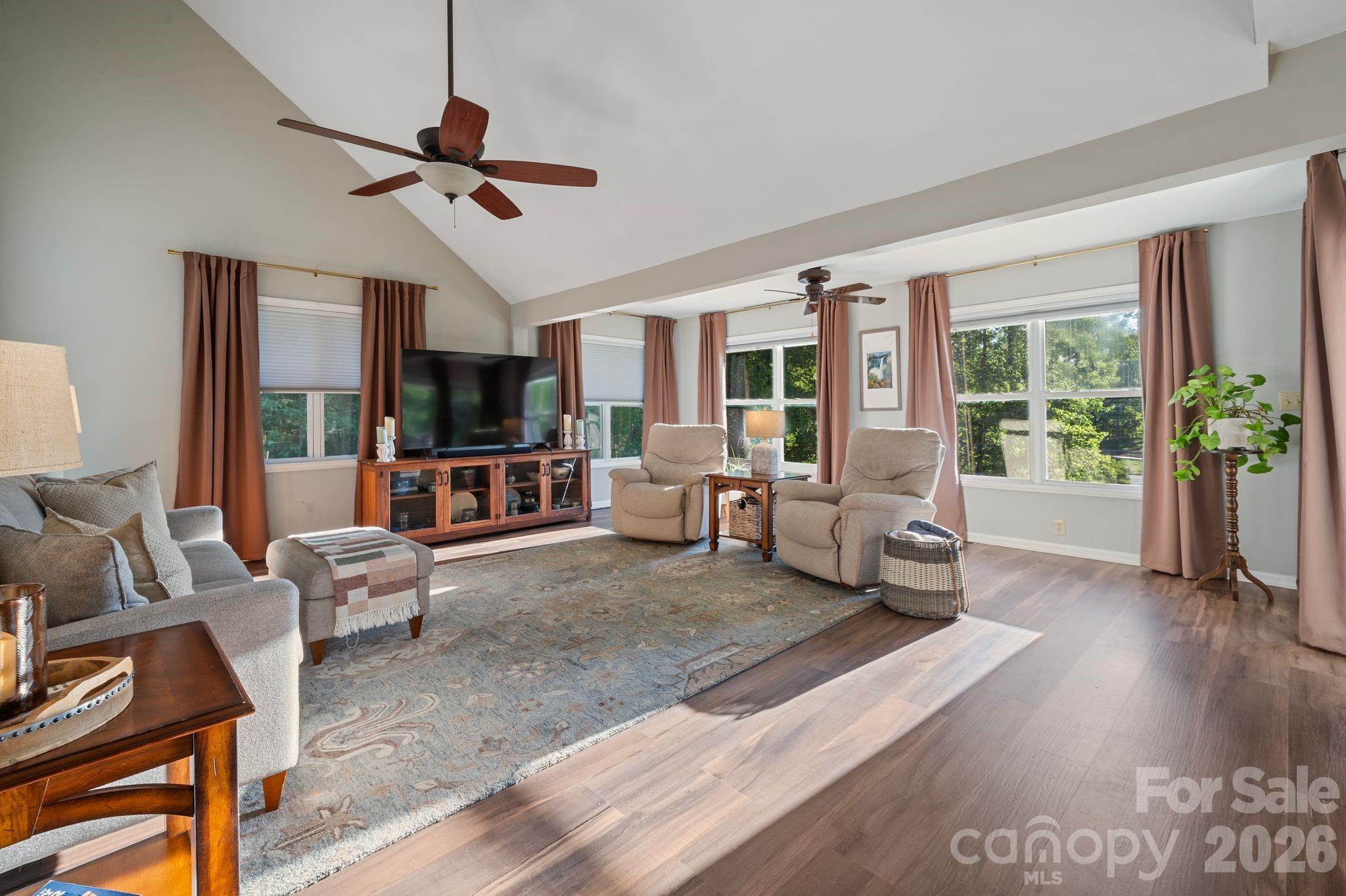 710 Riverwood Drive Property Photo 11
