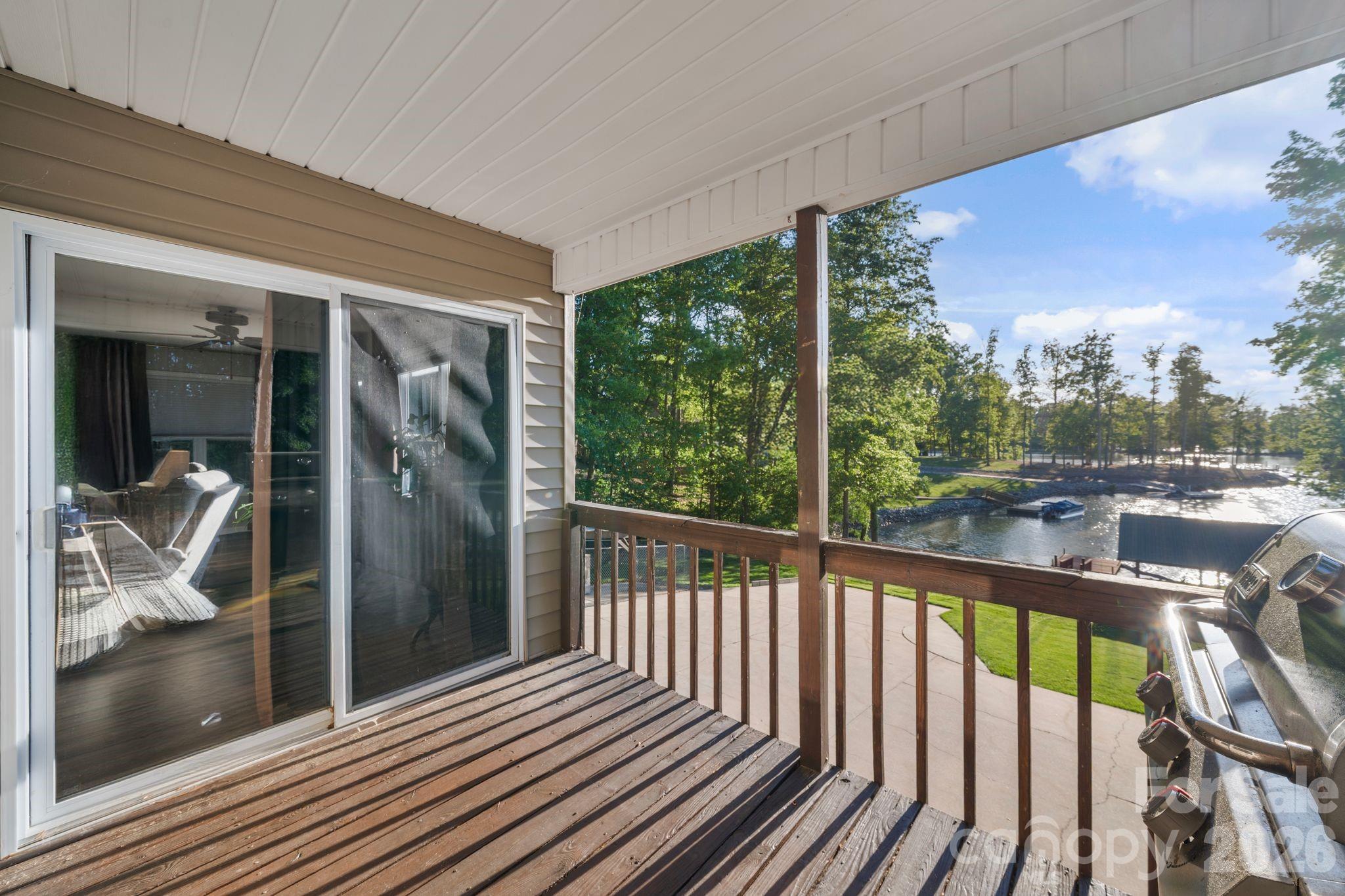 710 Riverwood Drive Property Photo 28