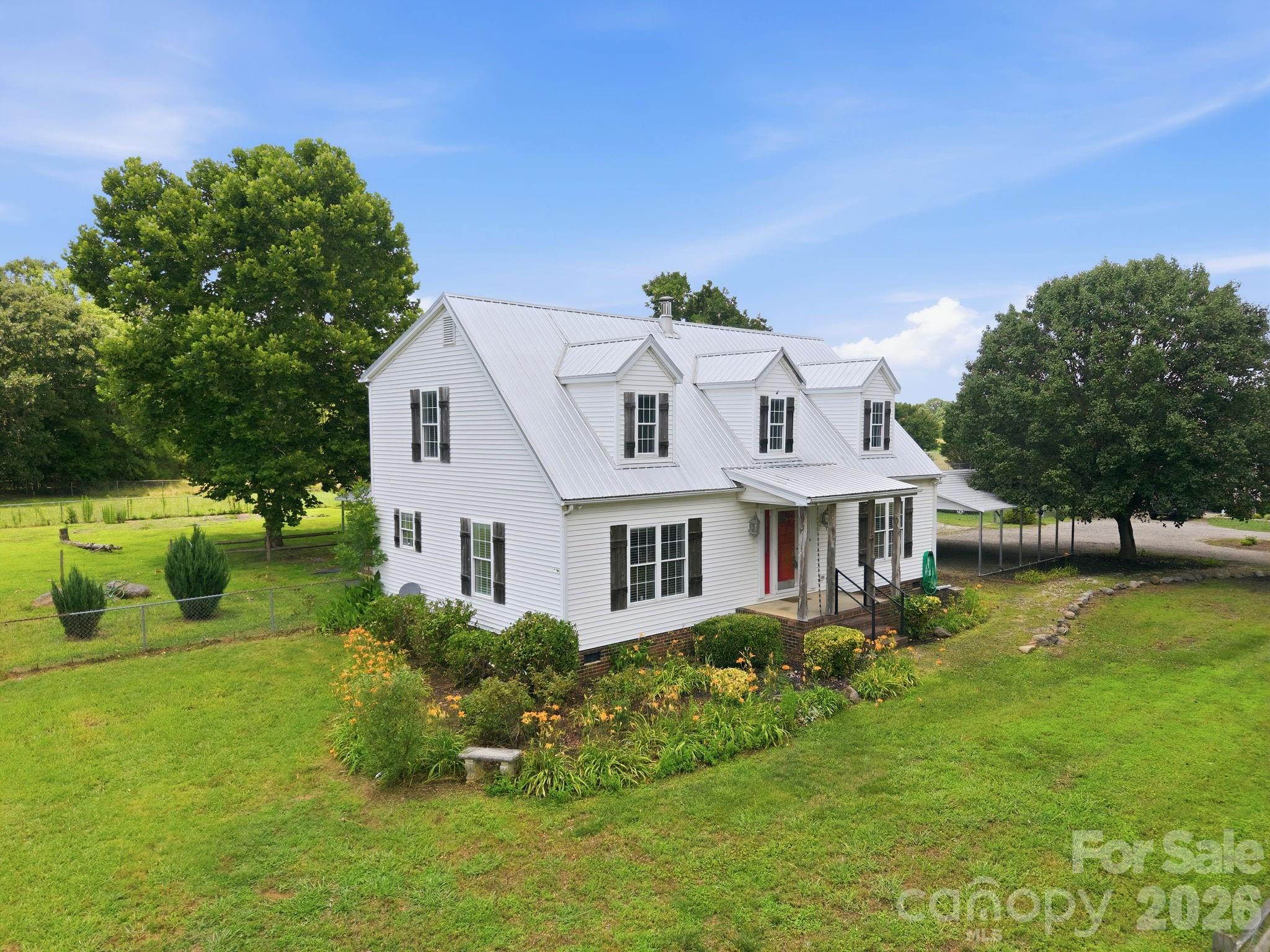 4287 Erby Road Property Photo 2