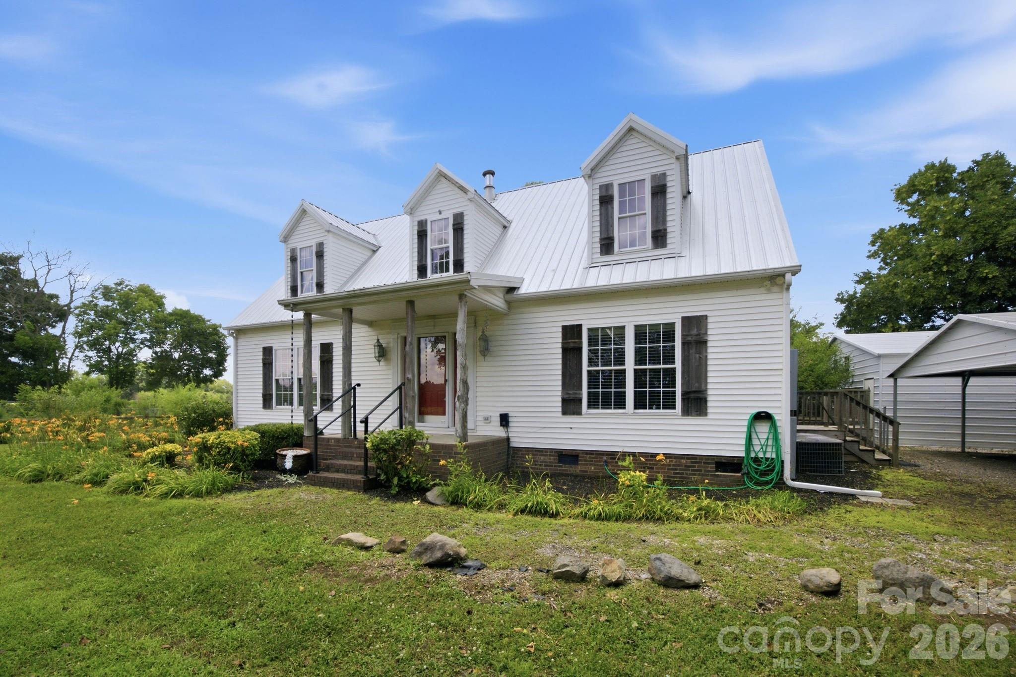 4287 Erby Road Property Photo 5