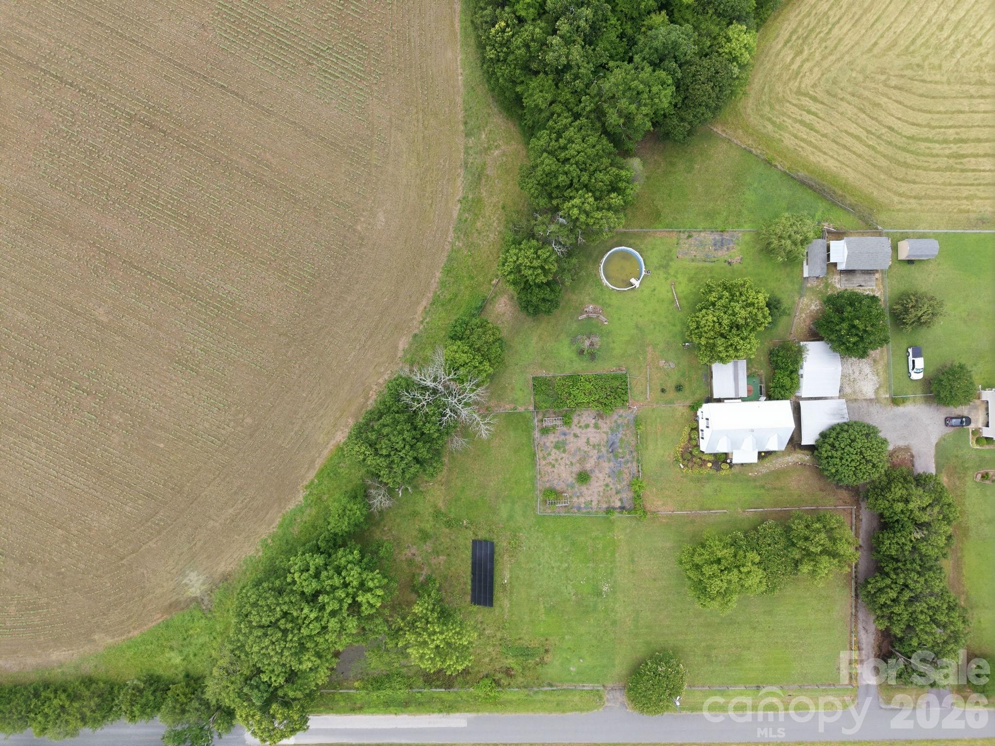 4287 Erby Road Property Photo 9