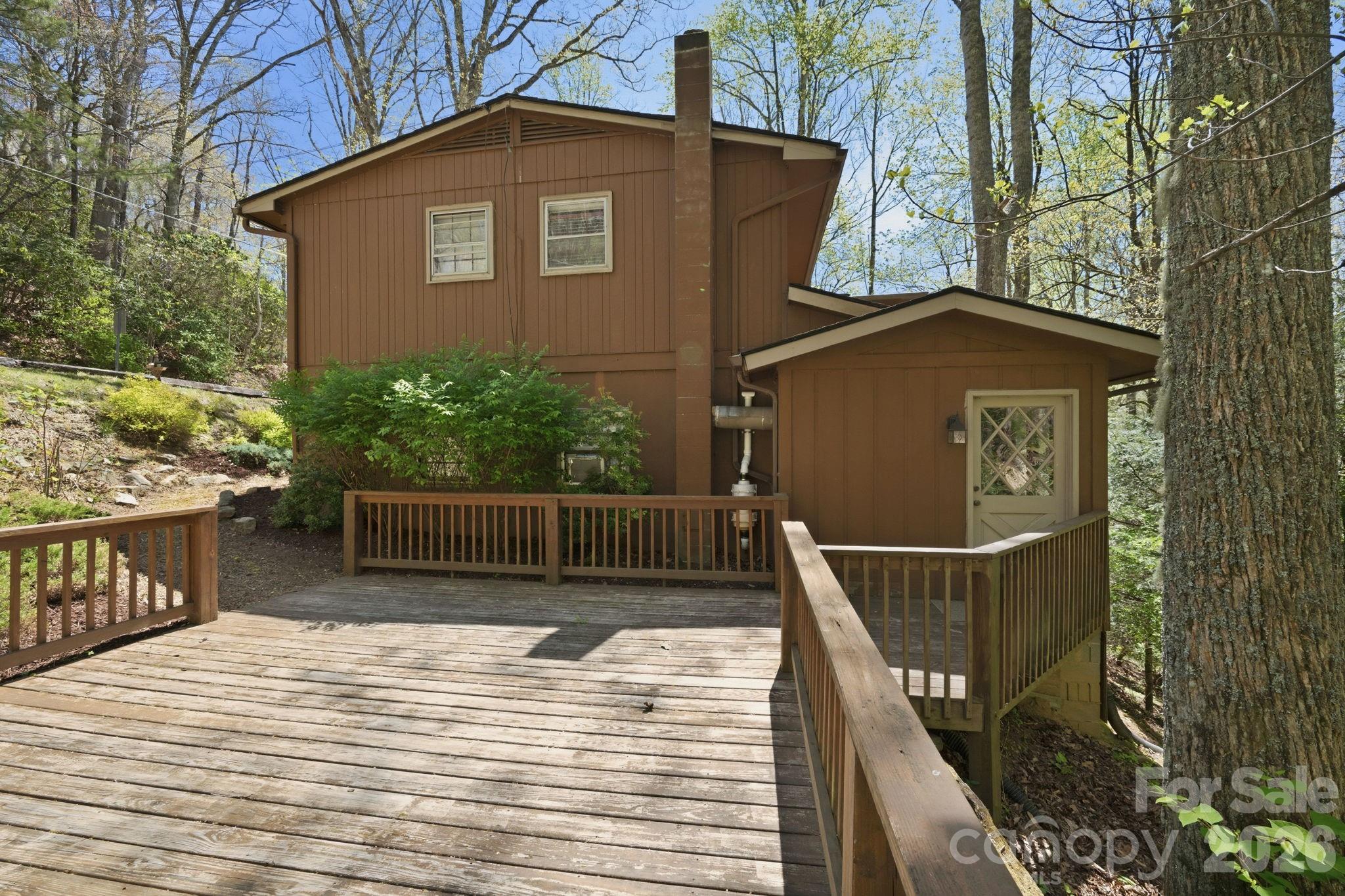 806 Dogwood Drive Property Photo 8