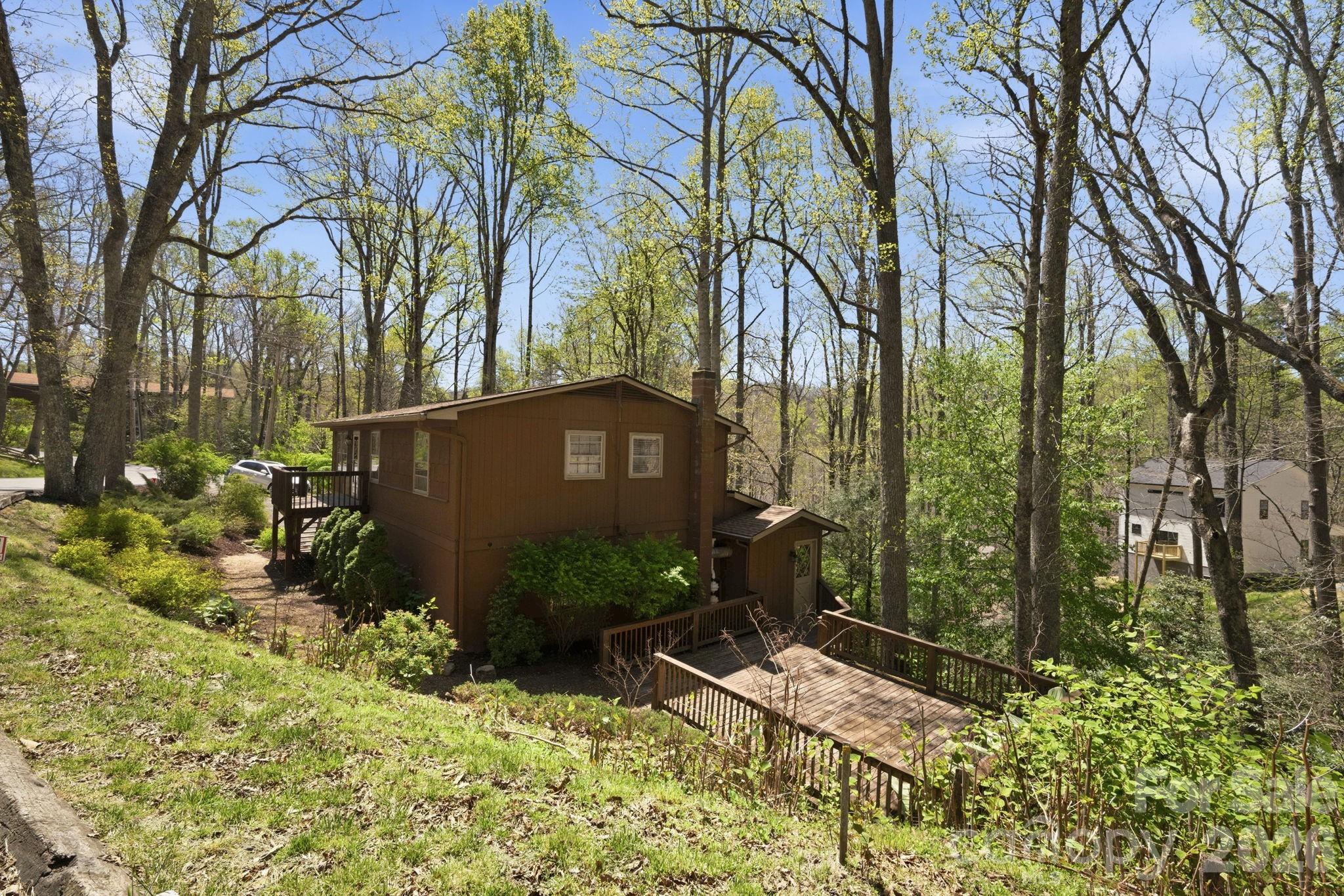 806 Dogwood Drive Property Photo 12