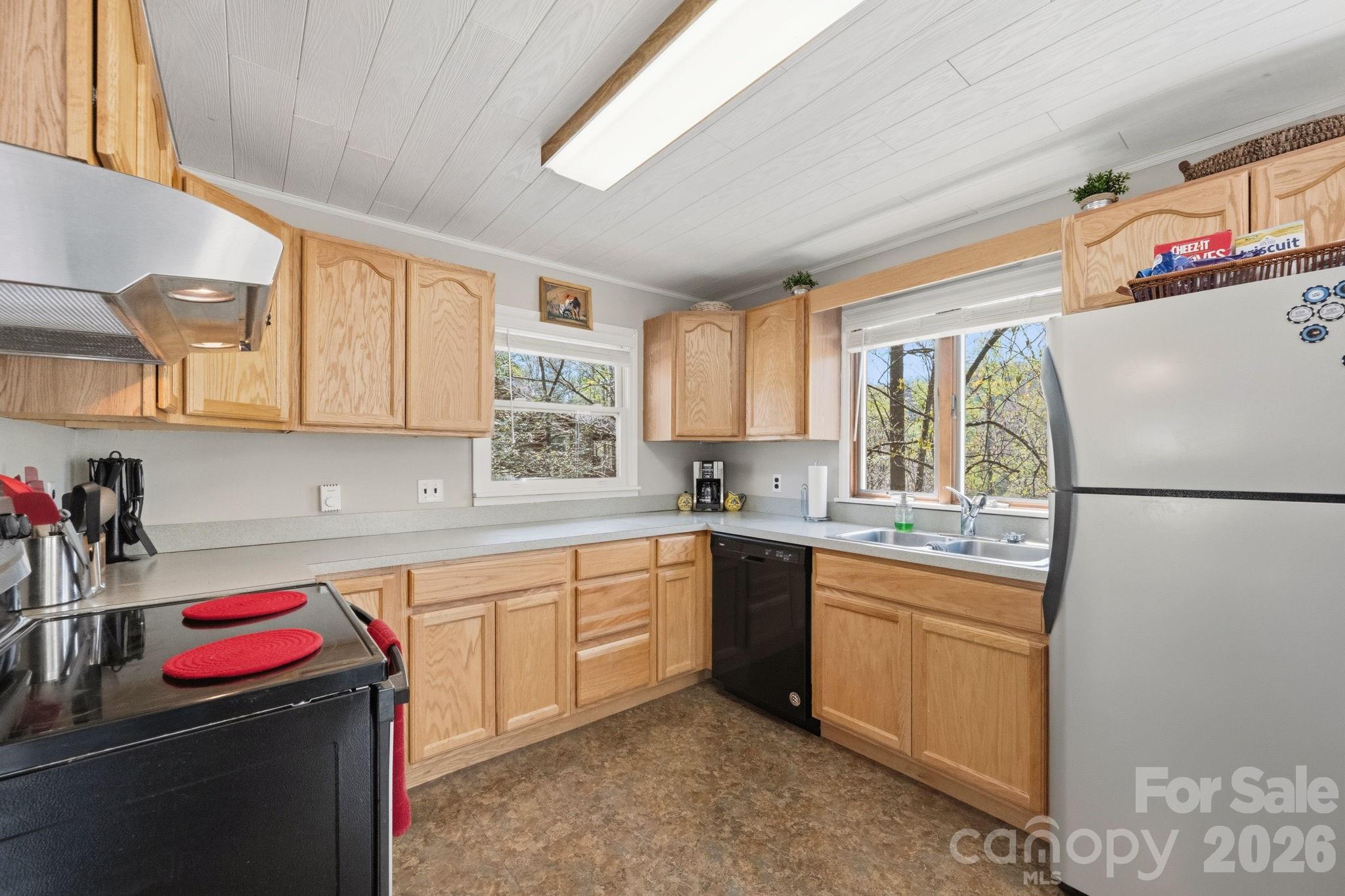 806 Dogwood Drive Property Photo 24