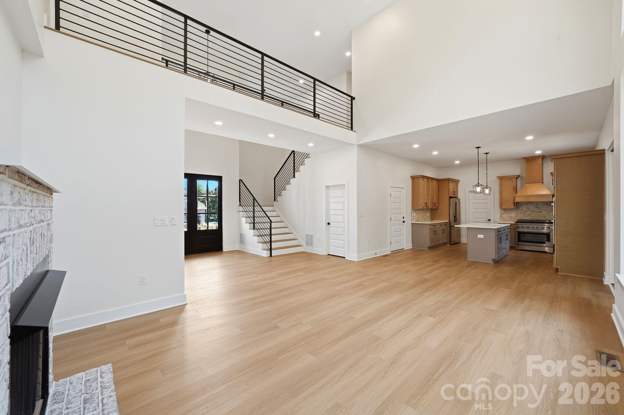 6882 Pine Moss Lane Property Photo 14
