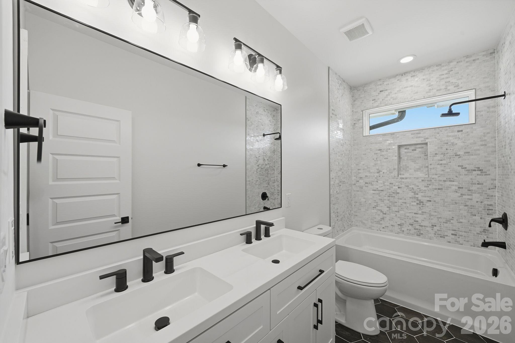 6882 Pine Moss Lane Property Photo 28