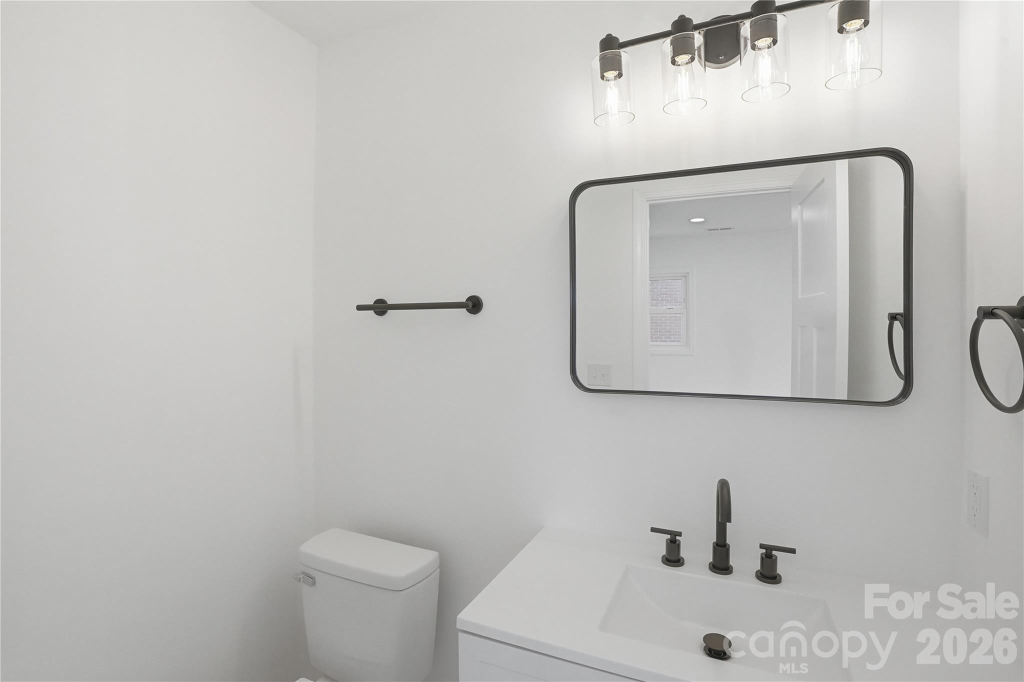 921 Green Circle Drive Property Photo 16