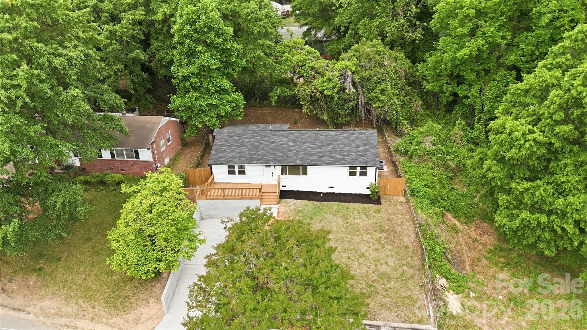 921 Green Circle Drive Property Photo 18