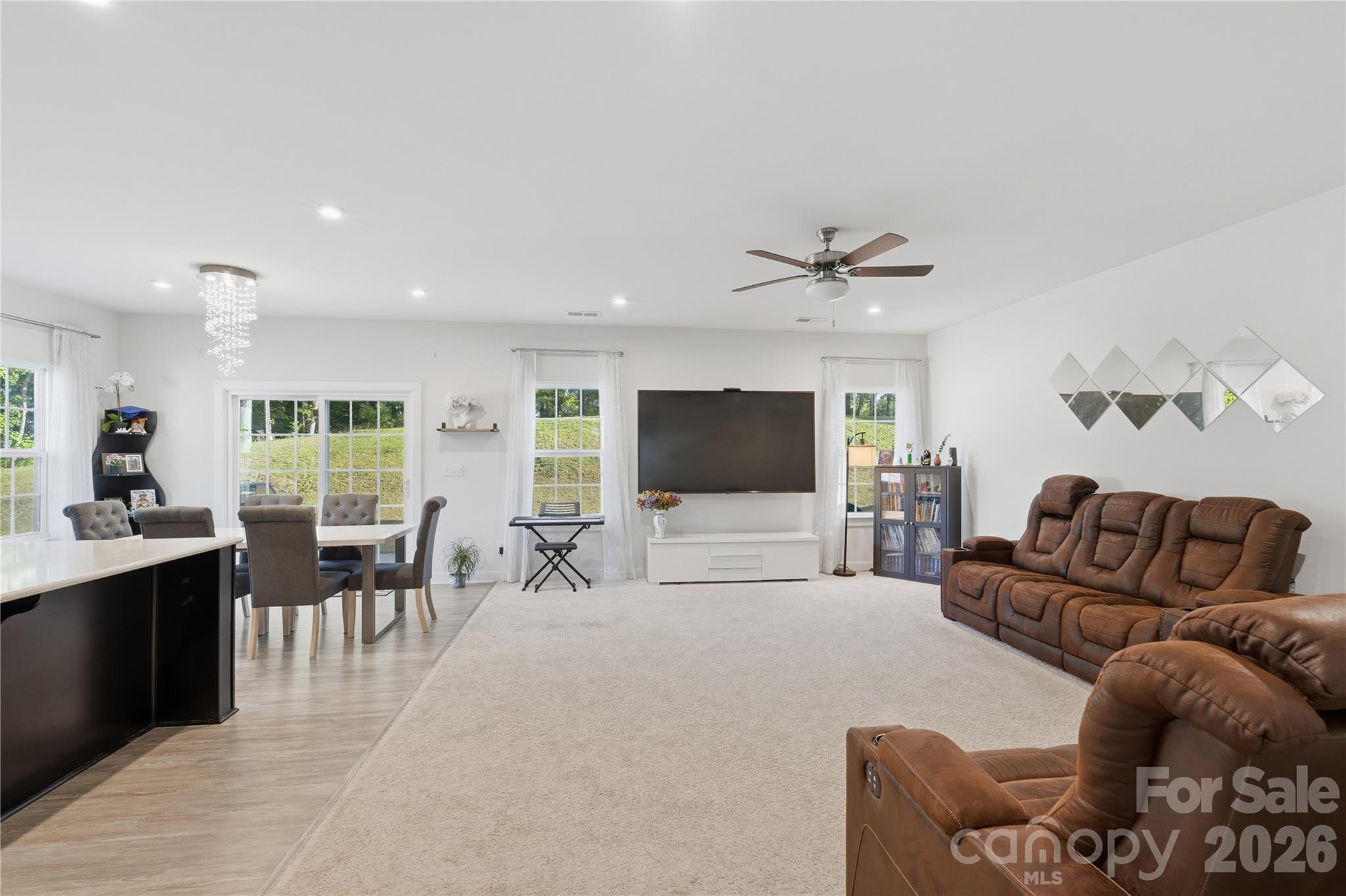10158 Paper Birch Drive Property Photo 7