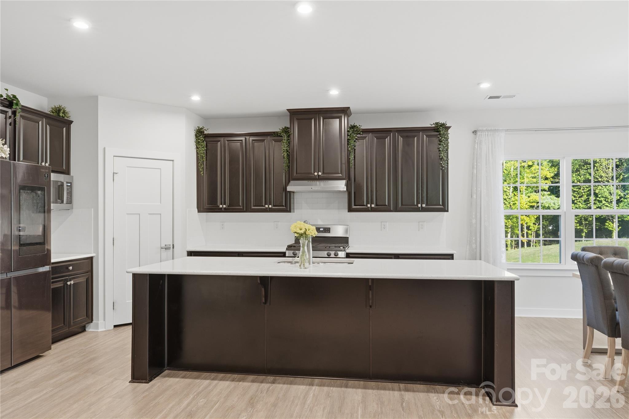 10158 Paper Birch Drive Property Photo 11