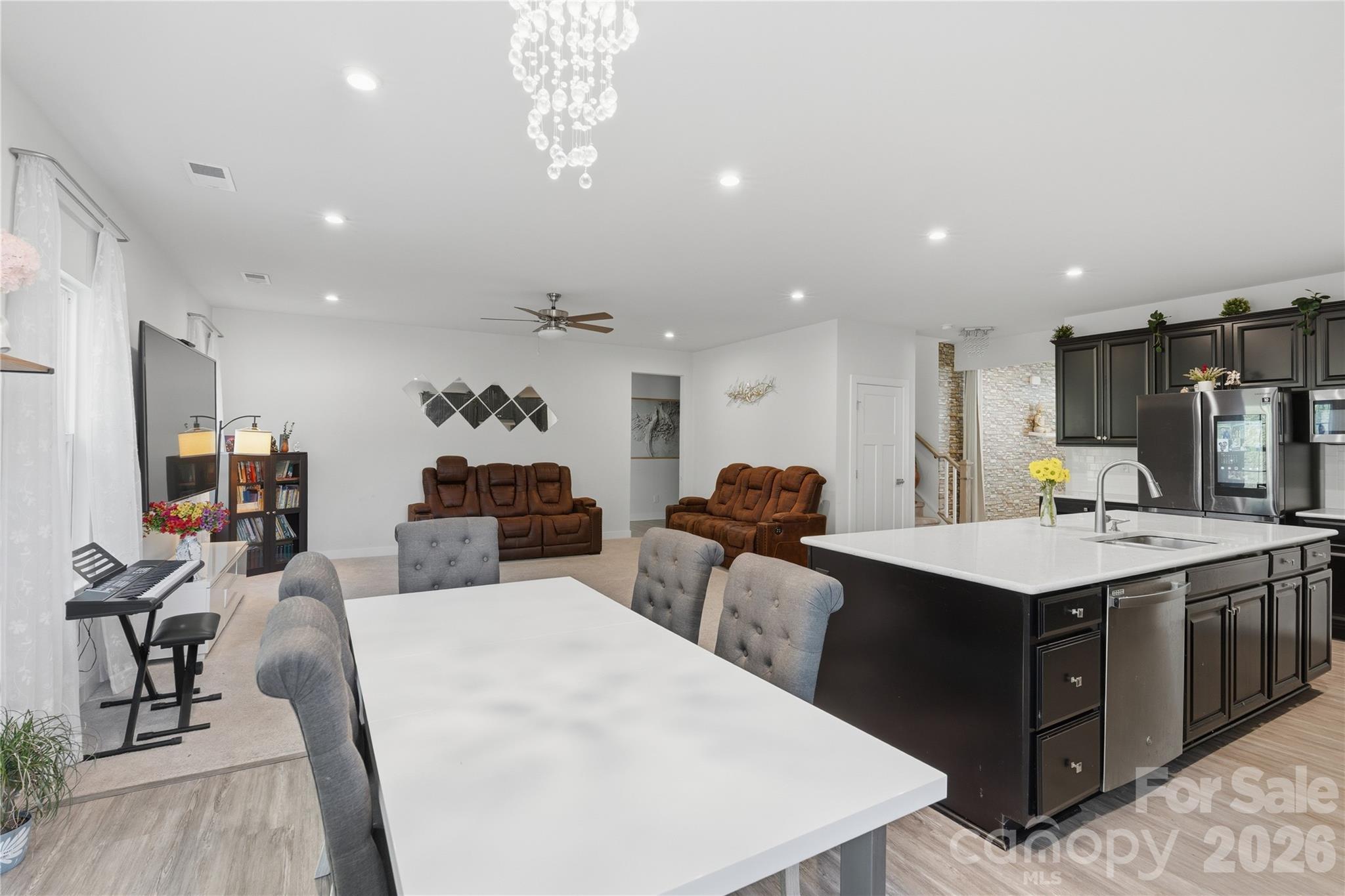 10158 Paper Birch Drive Property Photo 15