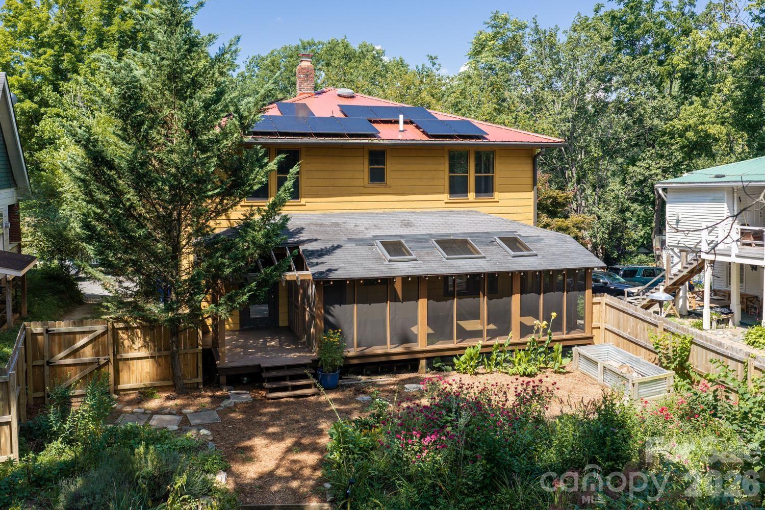 3 Woodlawn Avenue Property Photo 47