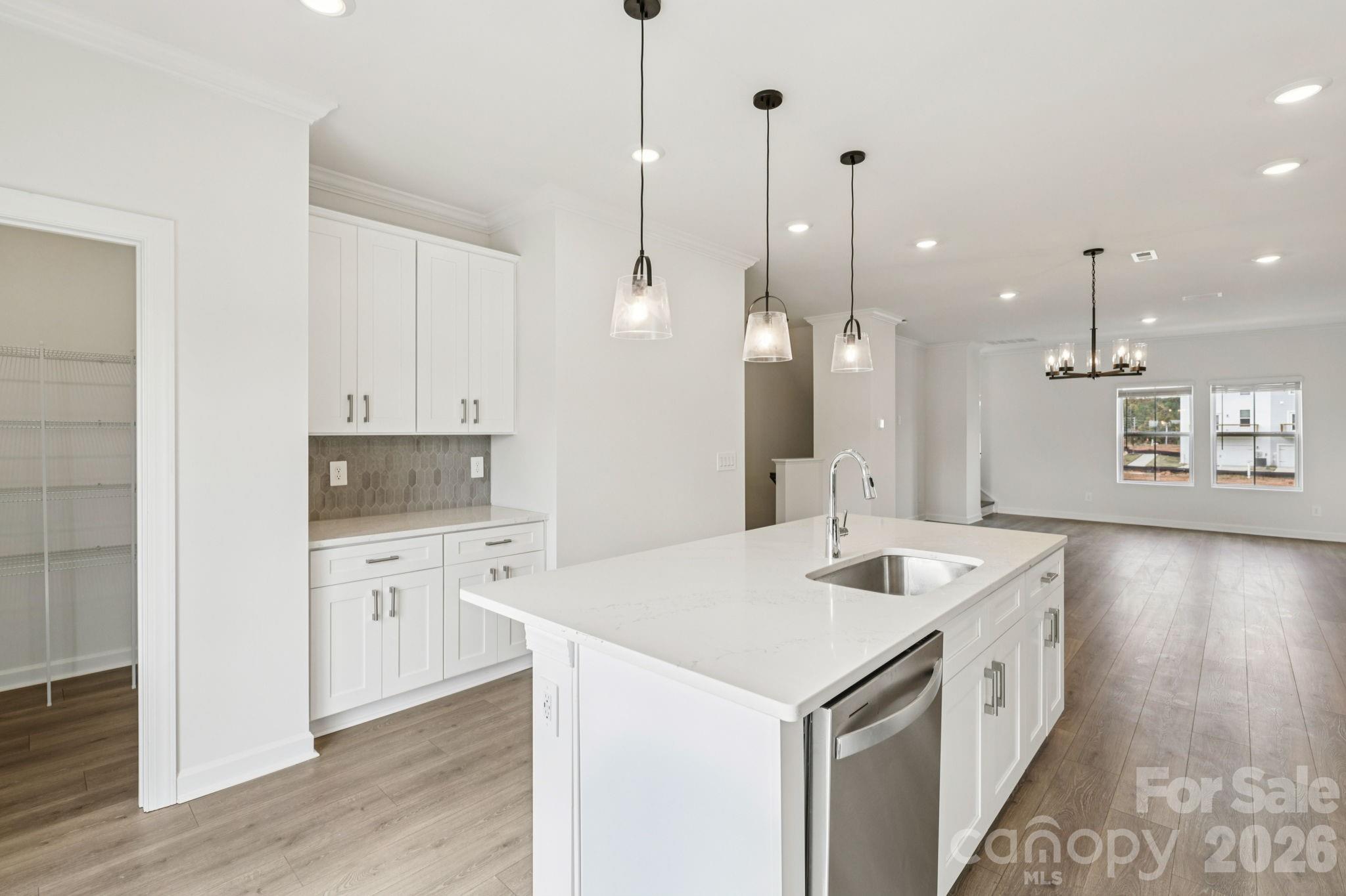 359 Golden Maple Court Property Photo 3