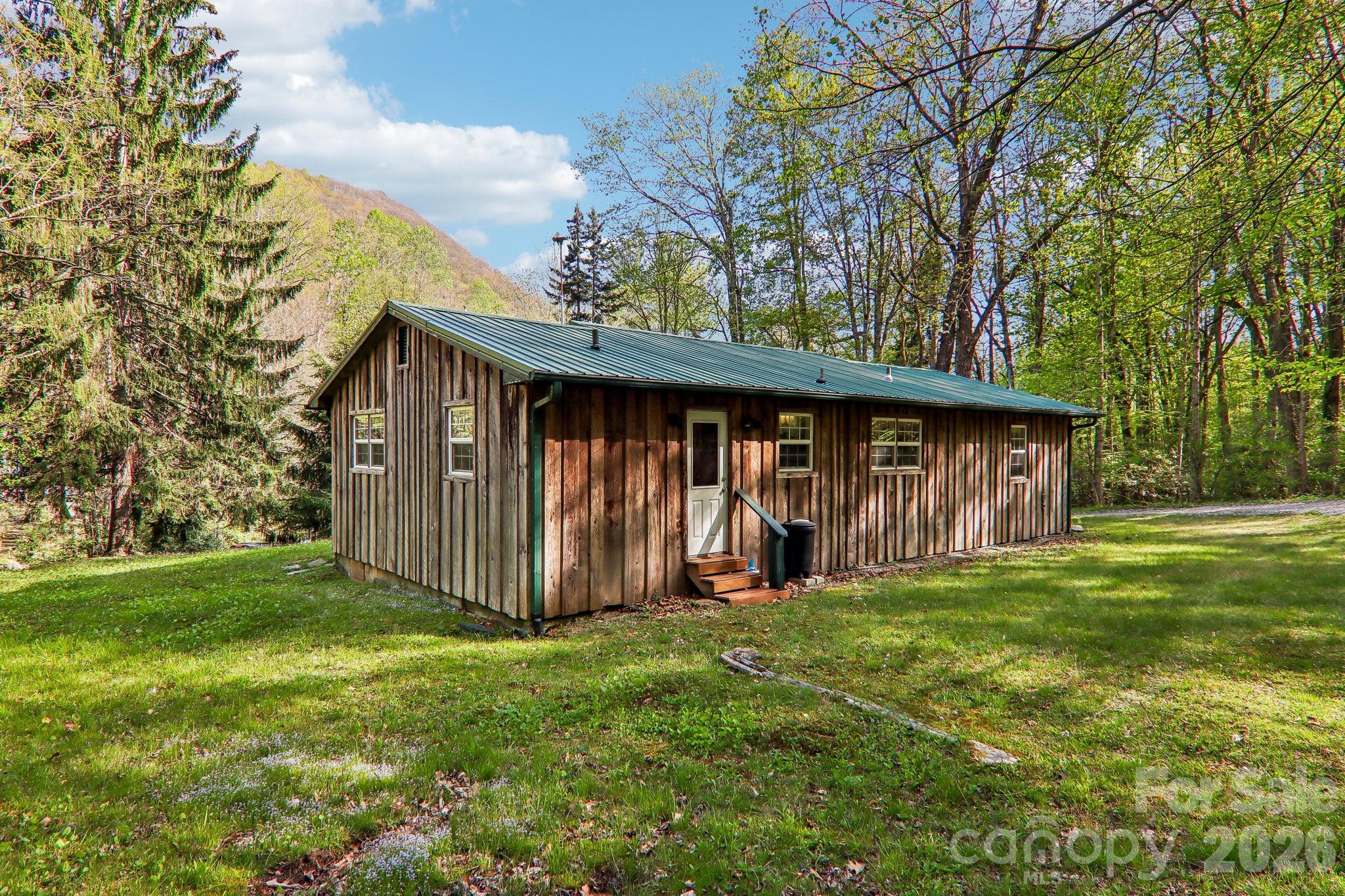 28 Mull Cove Road Property Photo 2