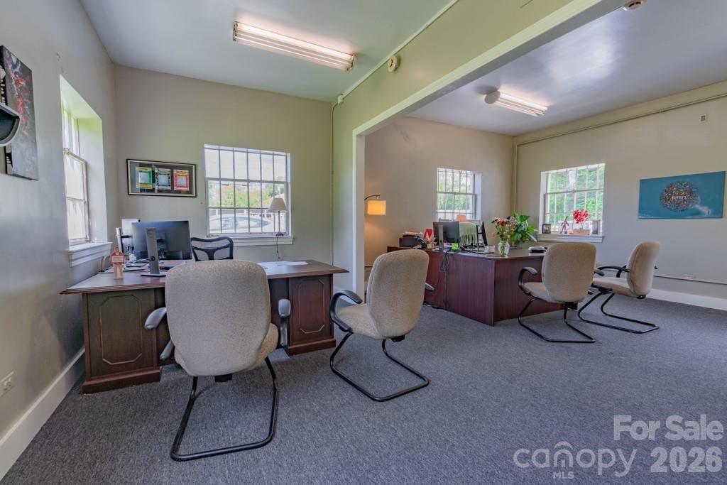1080 Main Street Property Photo 7
