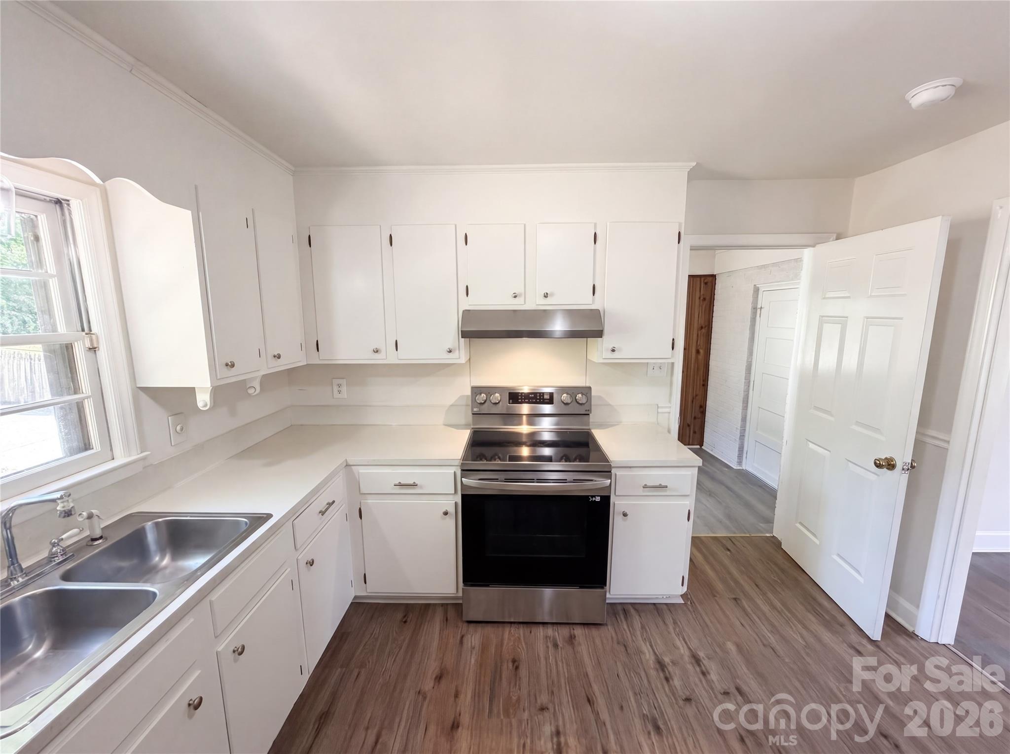 1815 Weststone Drive Property Photo 7