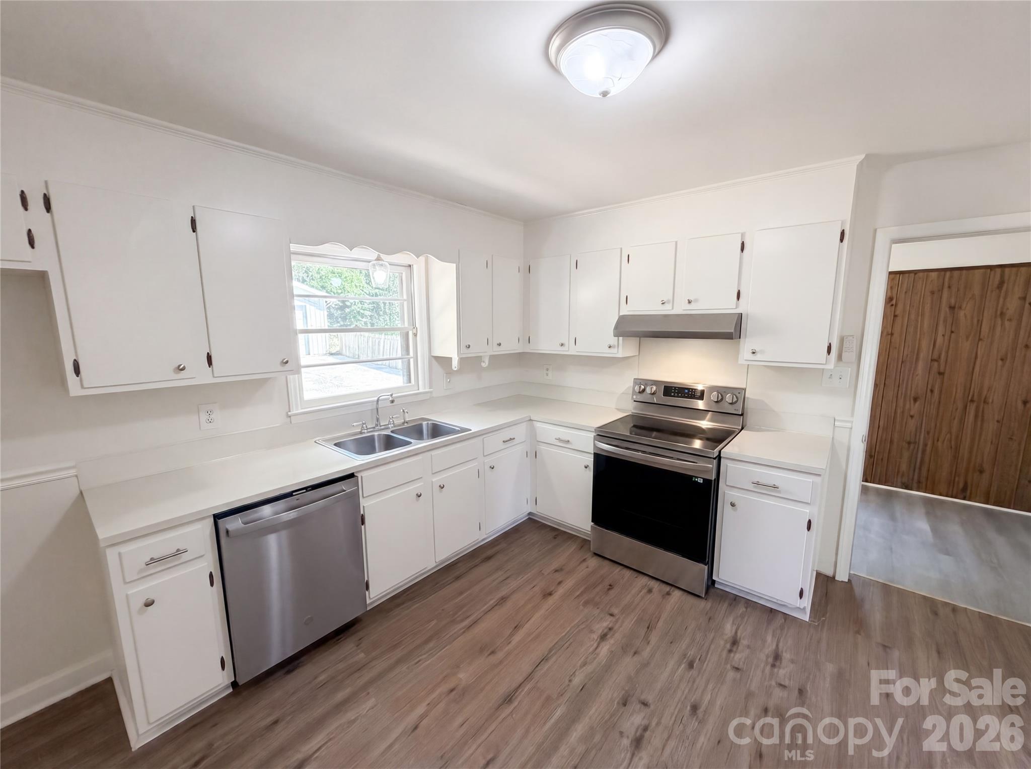 1815 Weststone Drive Property Photo 8