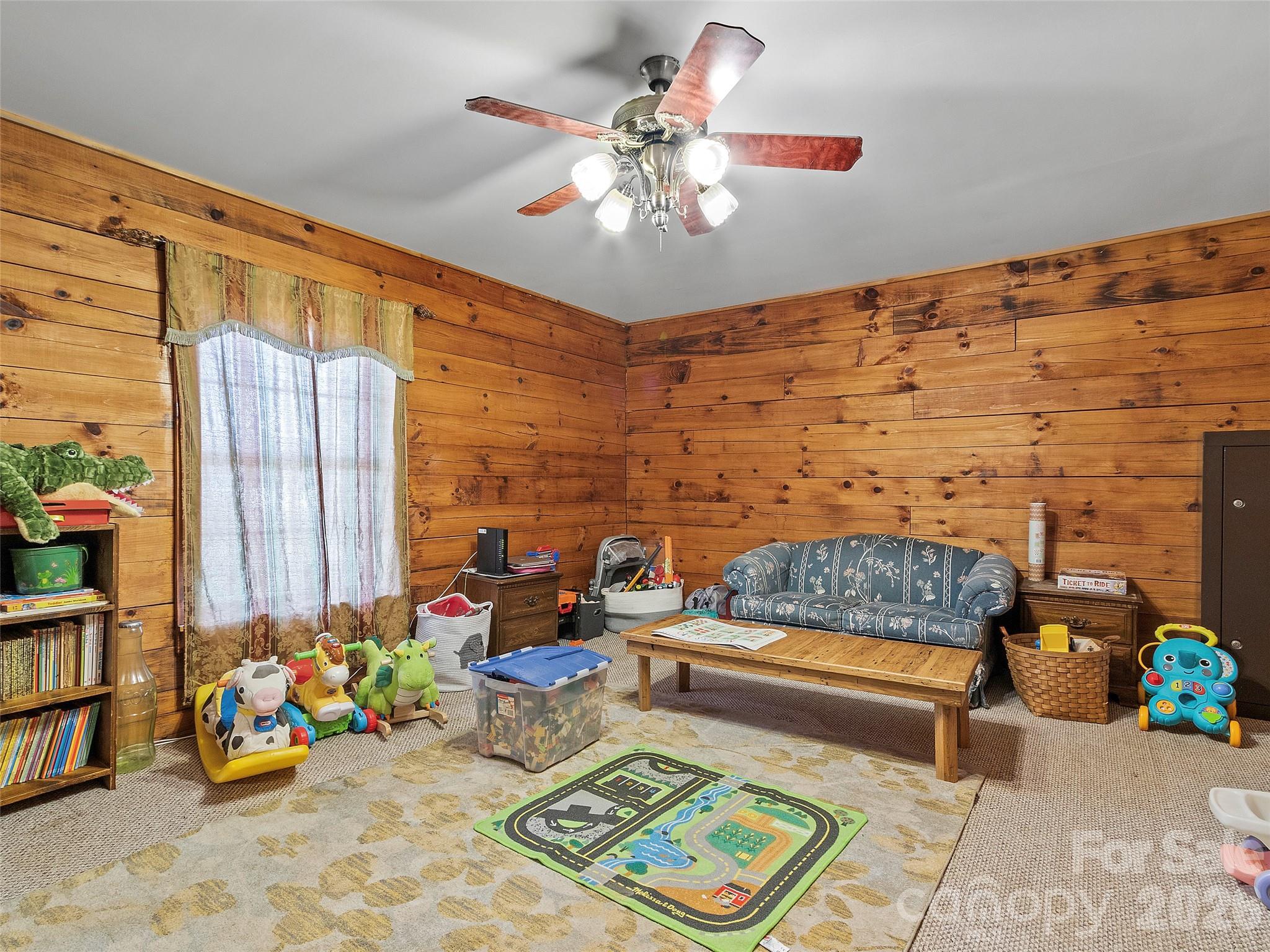 120 Lillie Lane Property Photo 17