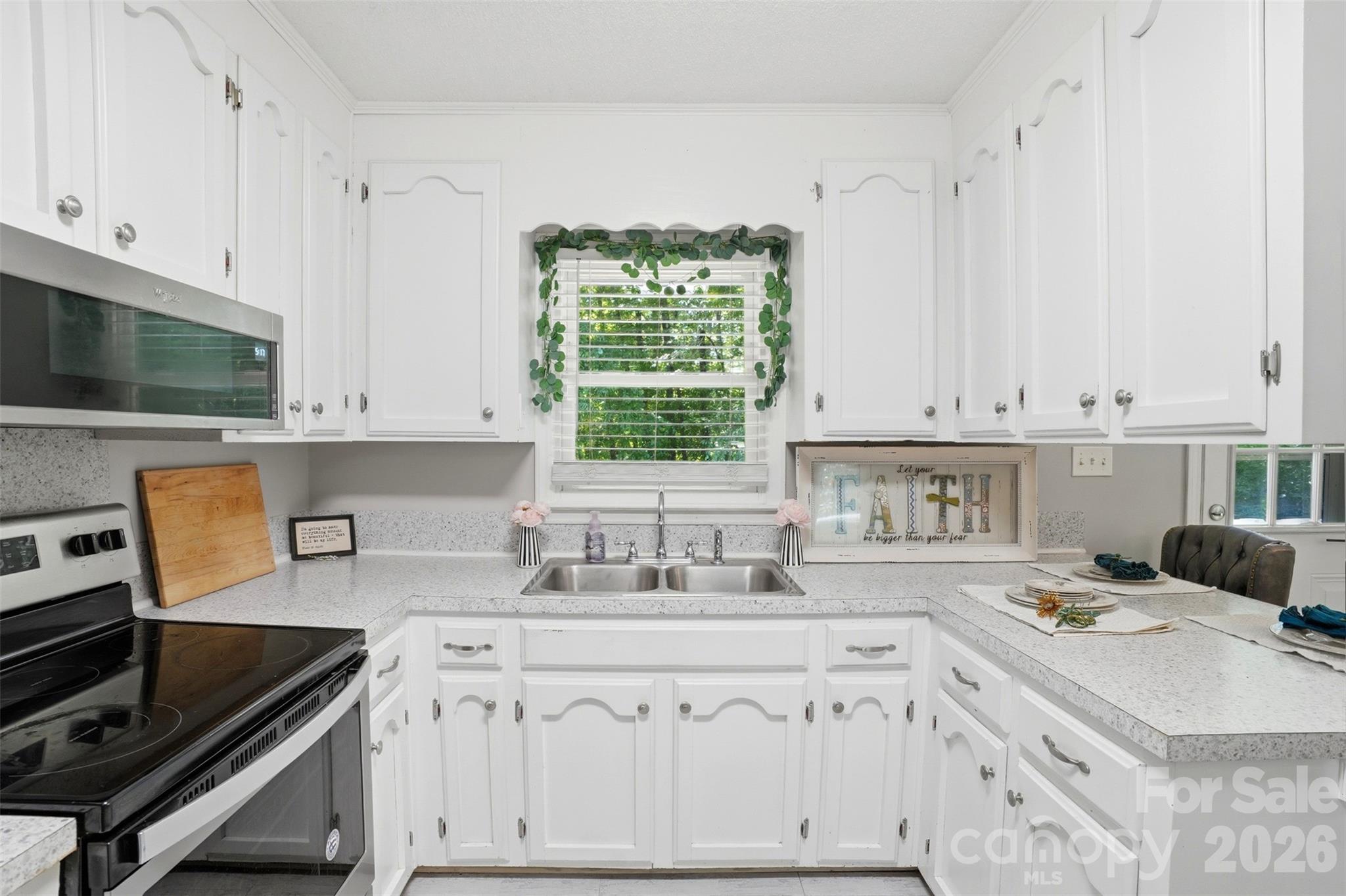 1525 Reservation Road Property Photo 10