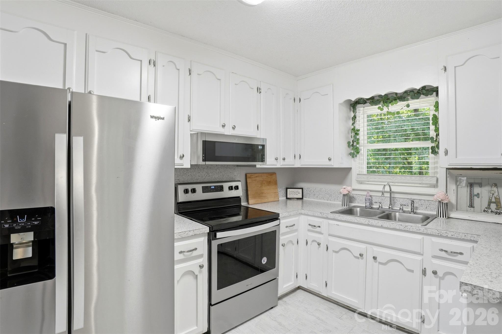 1525 Reservation Road Property Photo 11