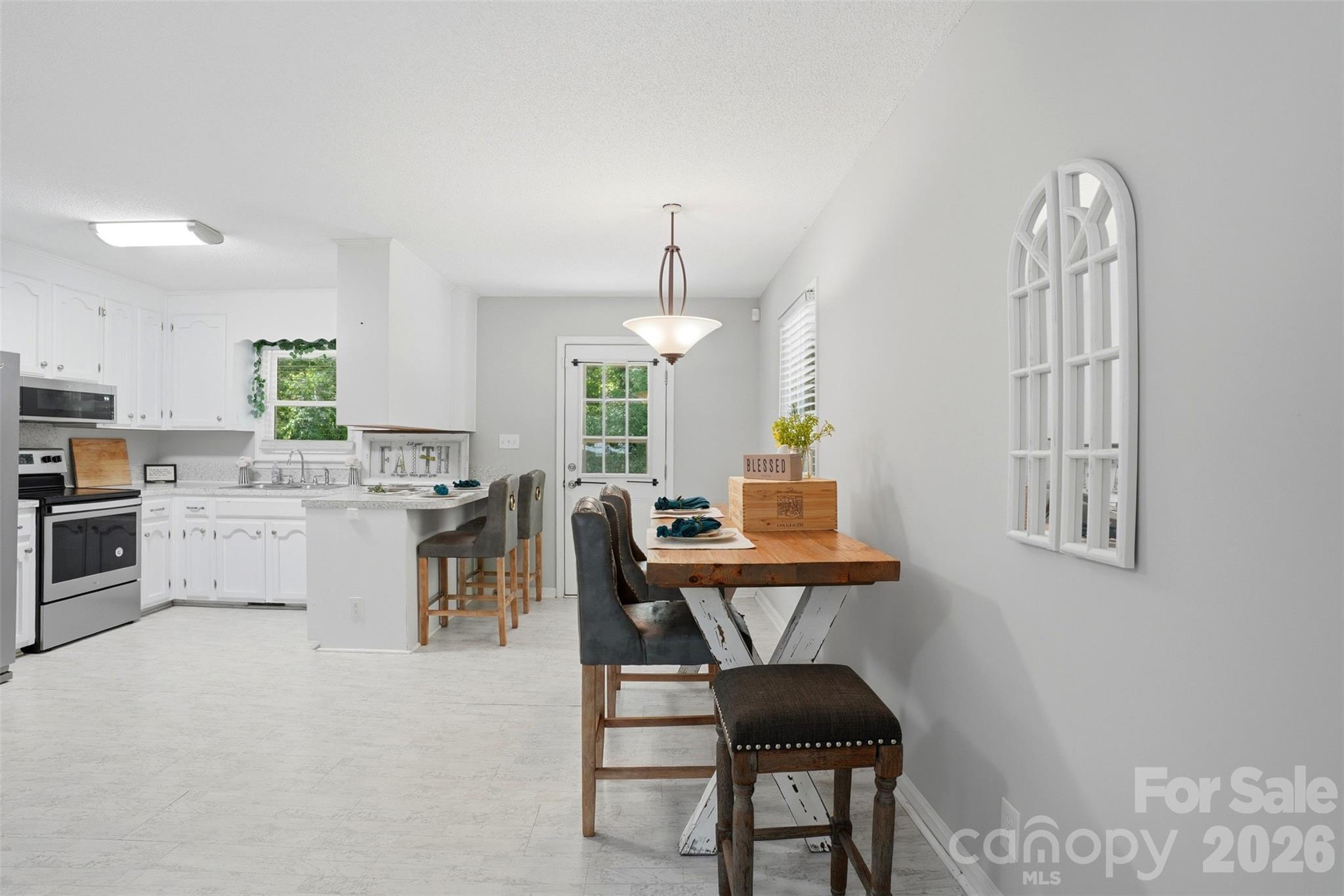 1525 Reservation Road Property Photo 12