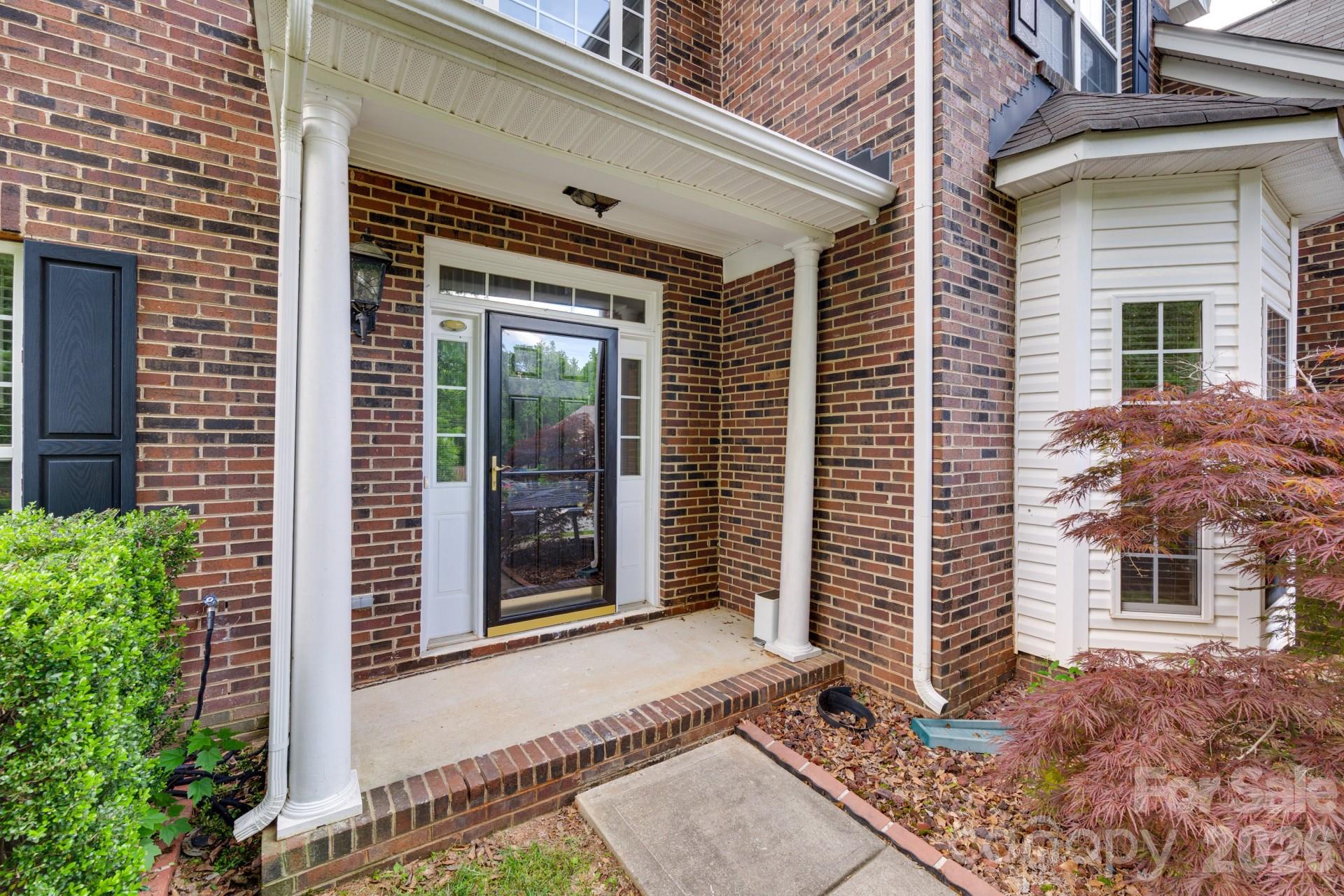 12719 Vantage Point Lane Property Photo 3