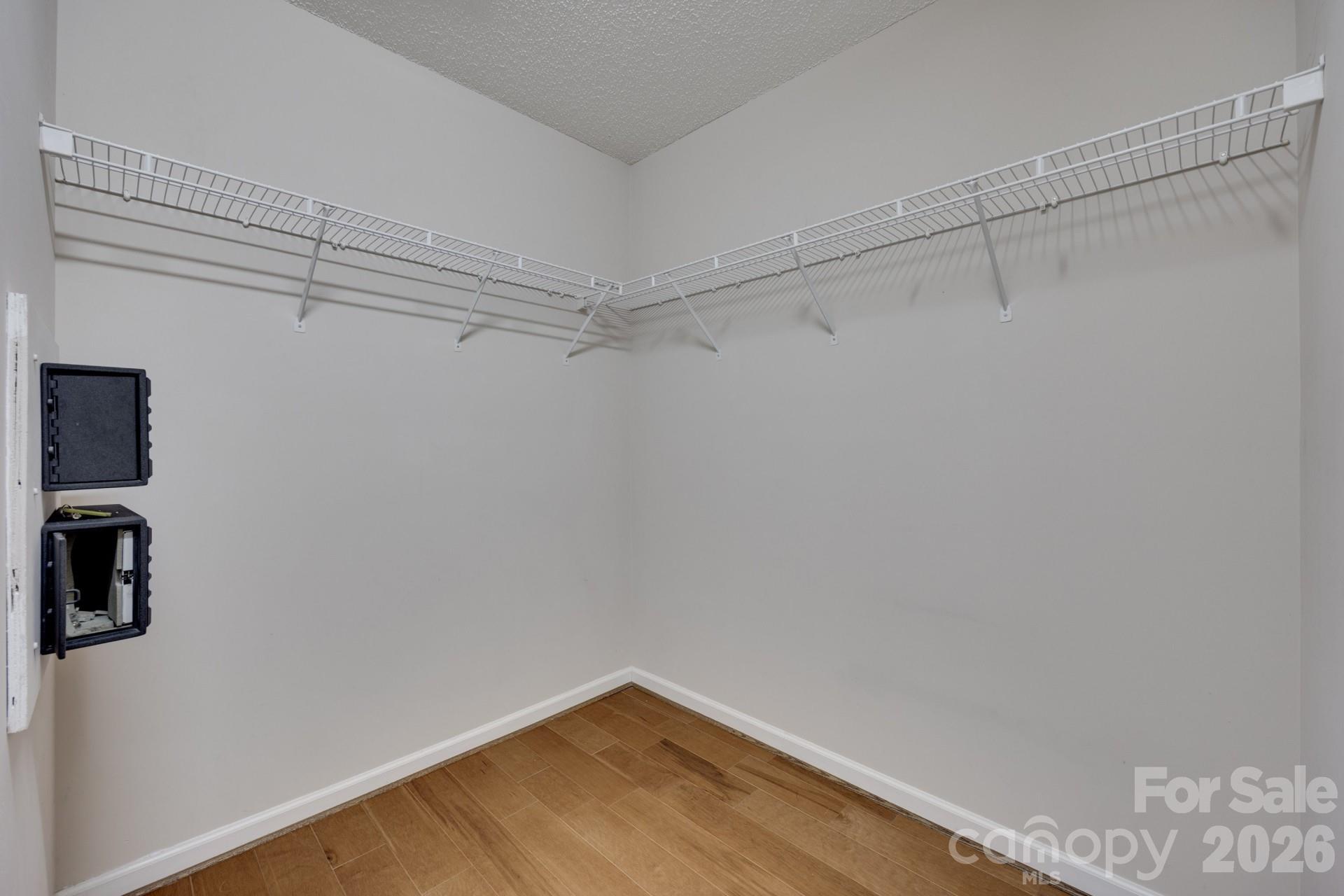 12719 Vantage Point Lane Property Photo 24