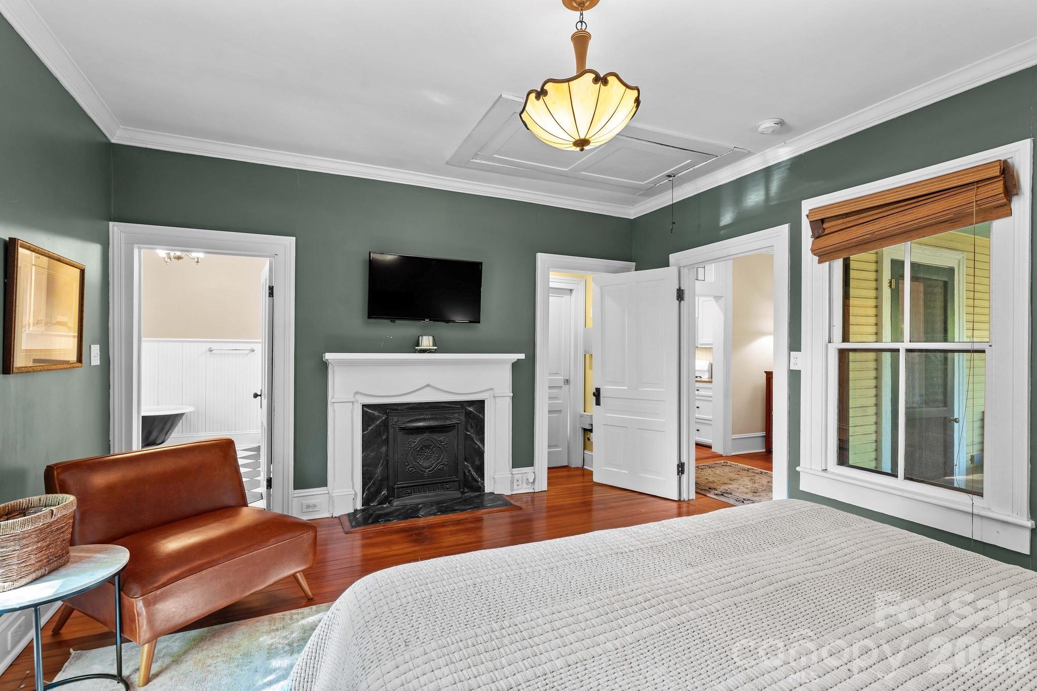 801 S Fulton Street Property Photo 18