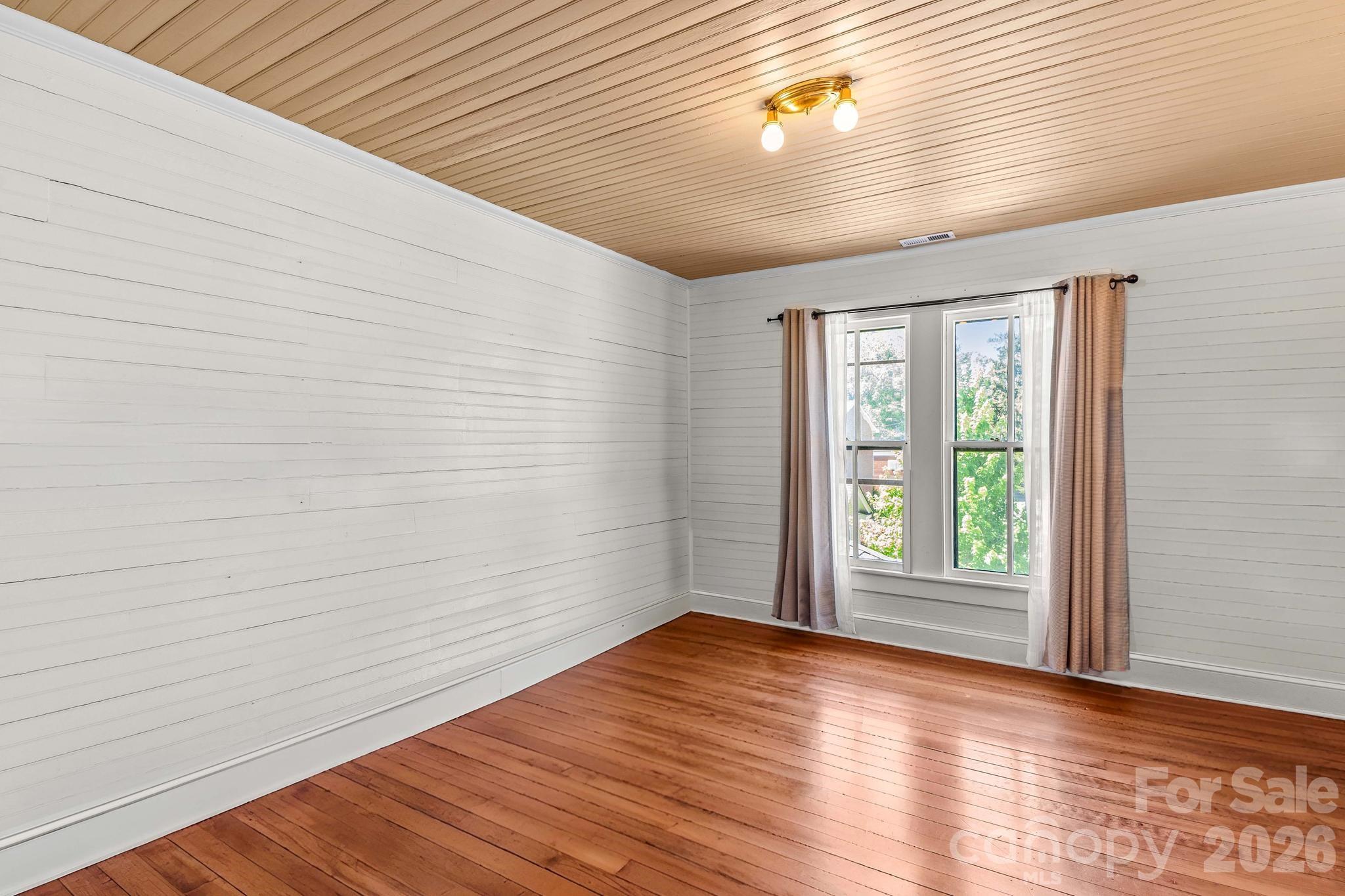 801 S Fulton Street Property Photo 30