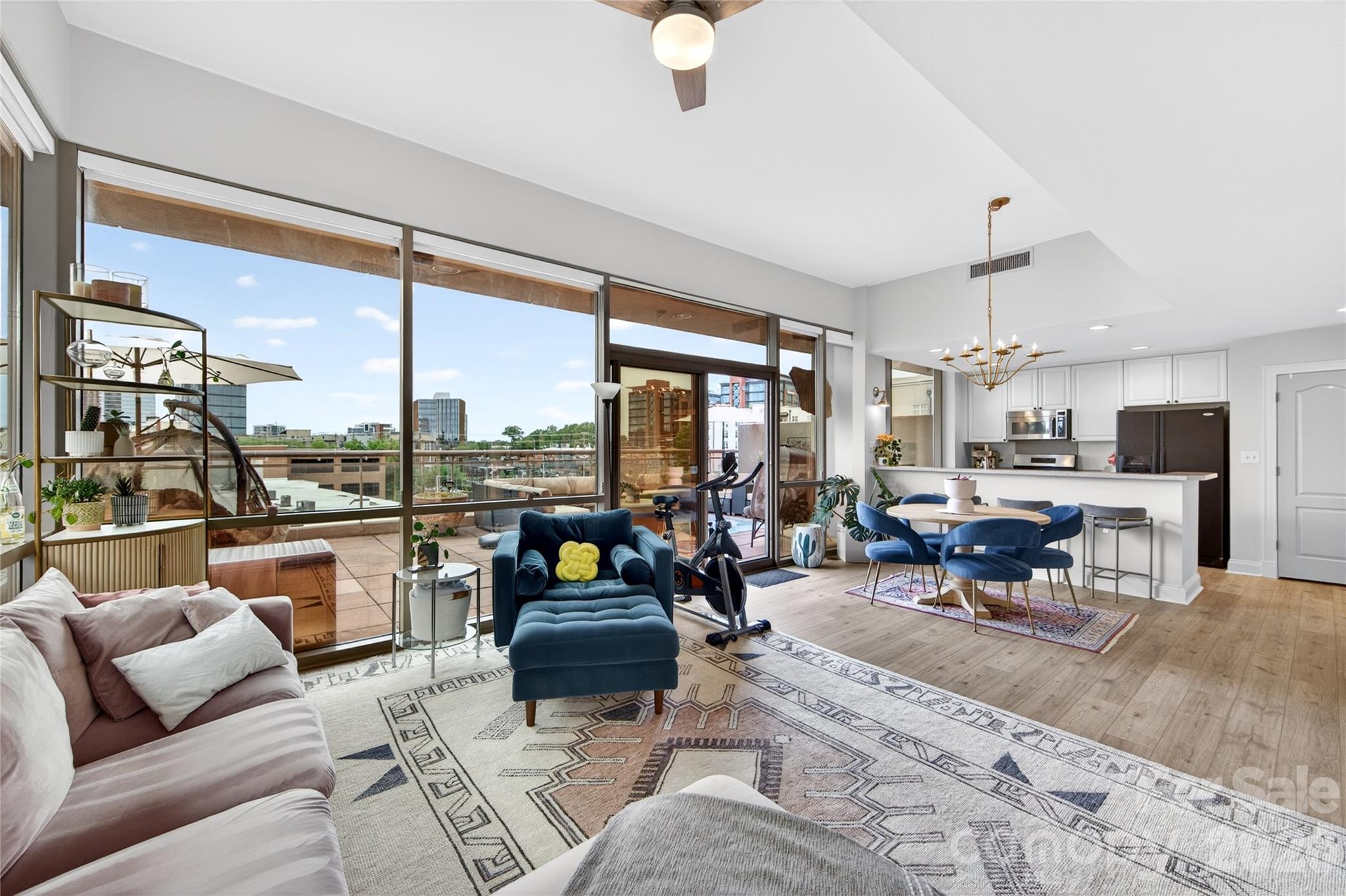 315 Arlington Avenue 503 Property Photo 13