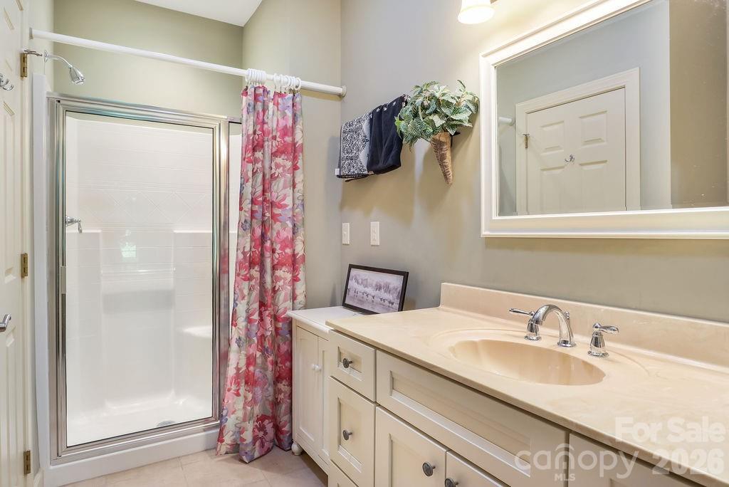 301 Gateway Drive Property Photo 21