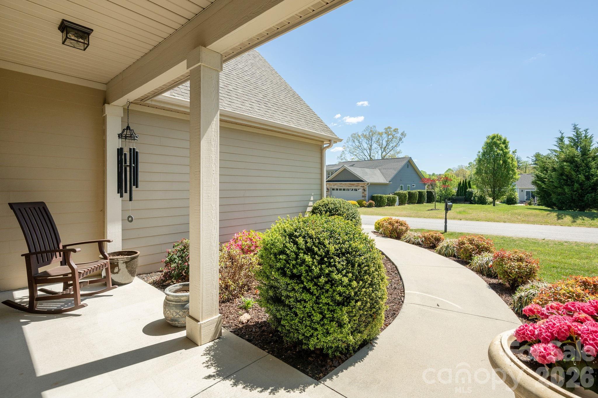 31 Black Iron Lane Property Photo 5