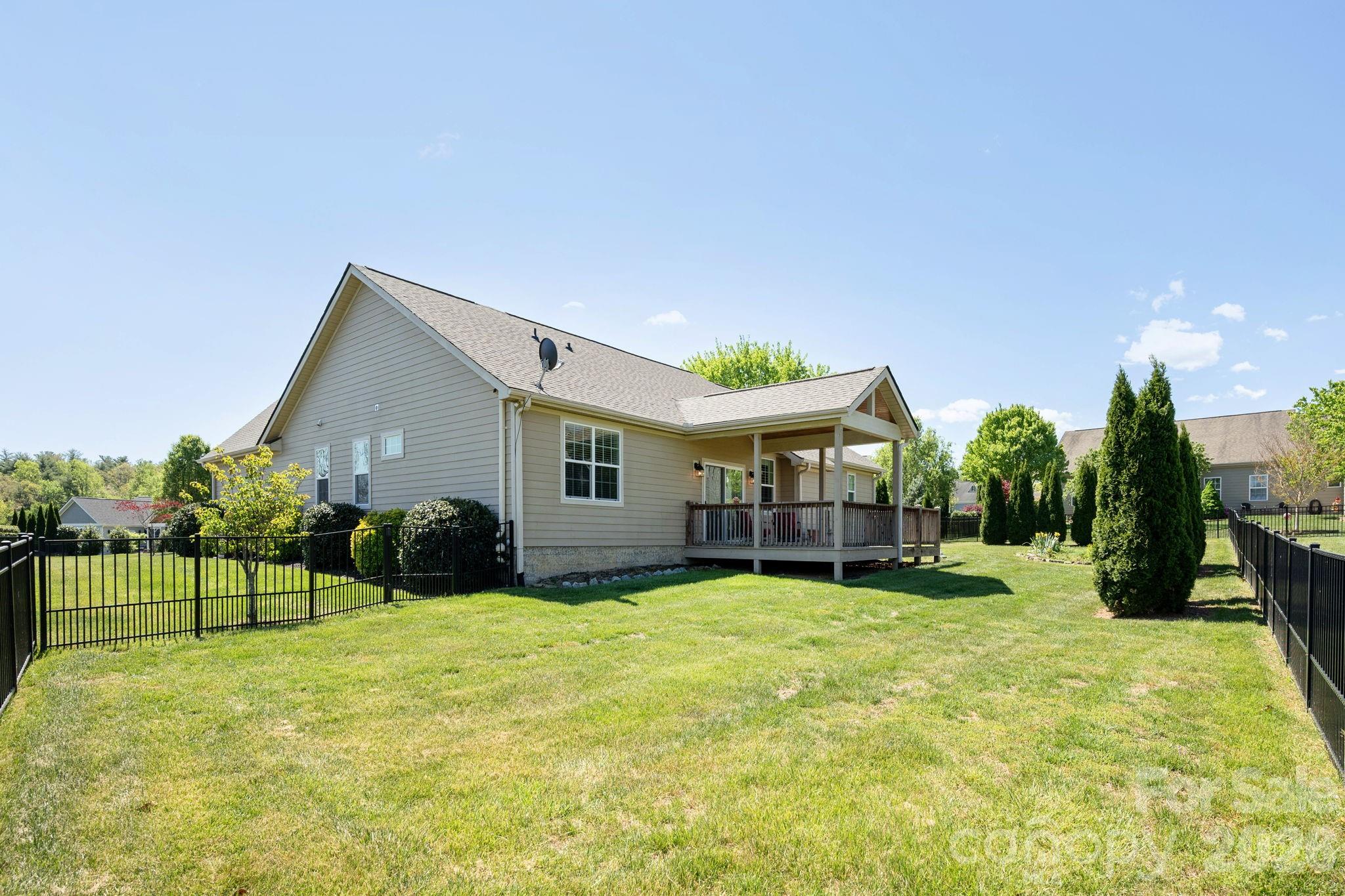 31 Black Iron Lane Property Photo 34