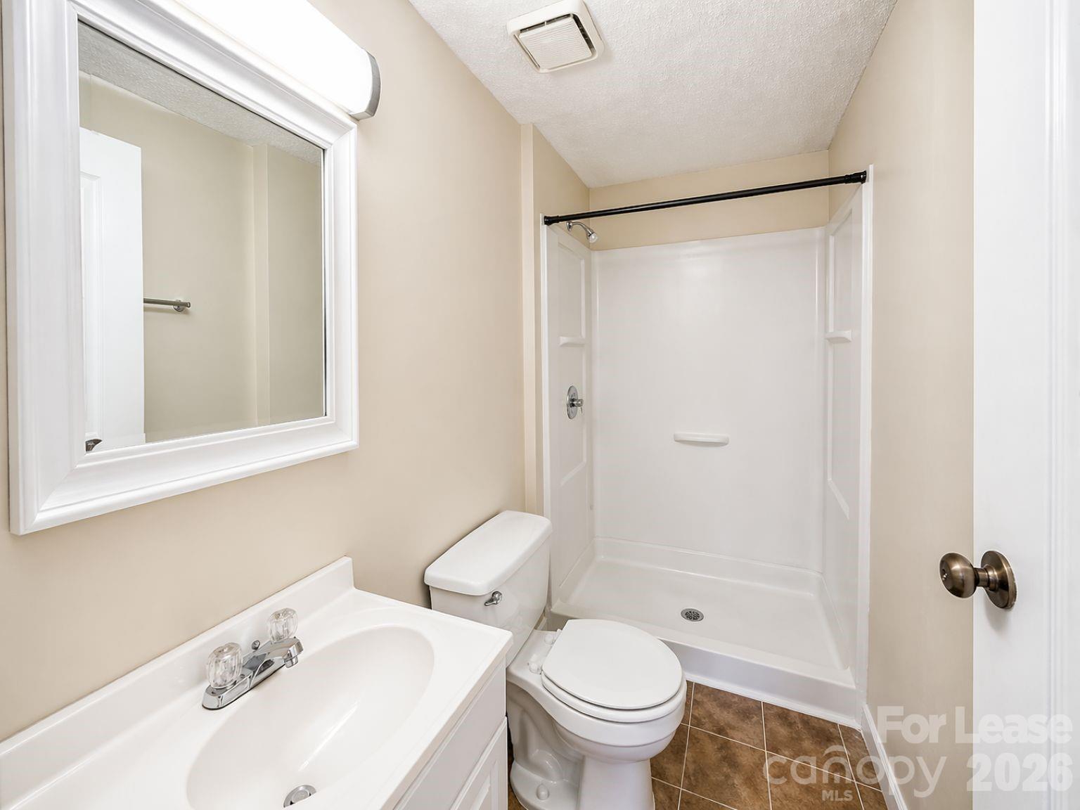 9456 Lexington Circle D Property Photo 9